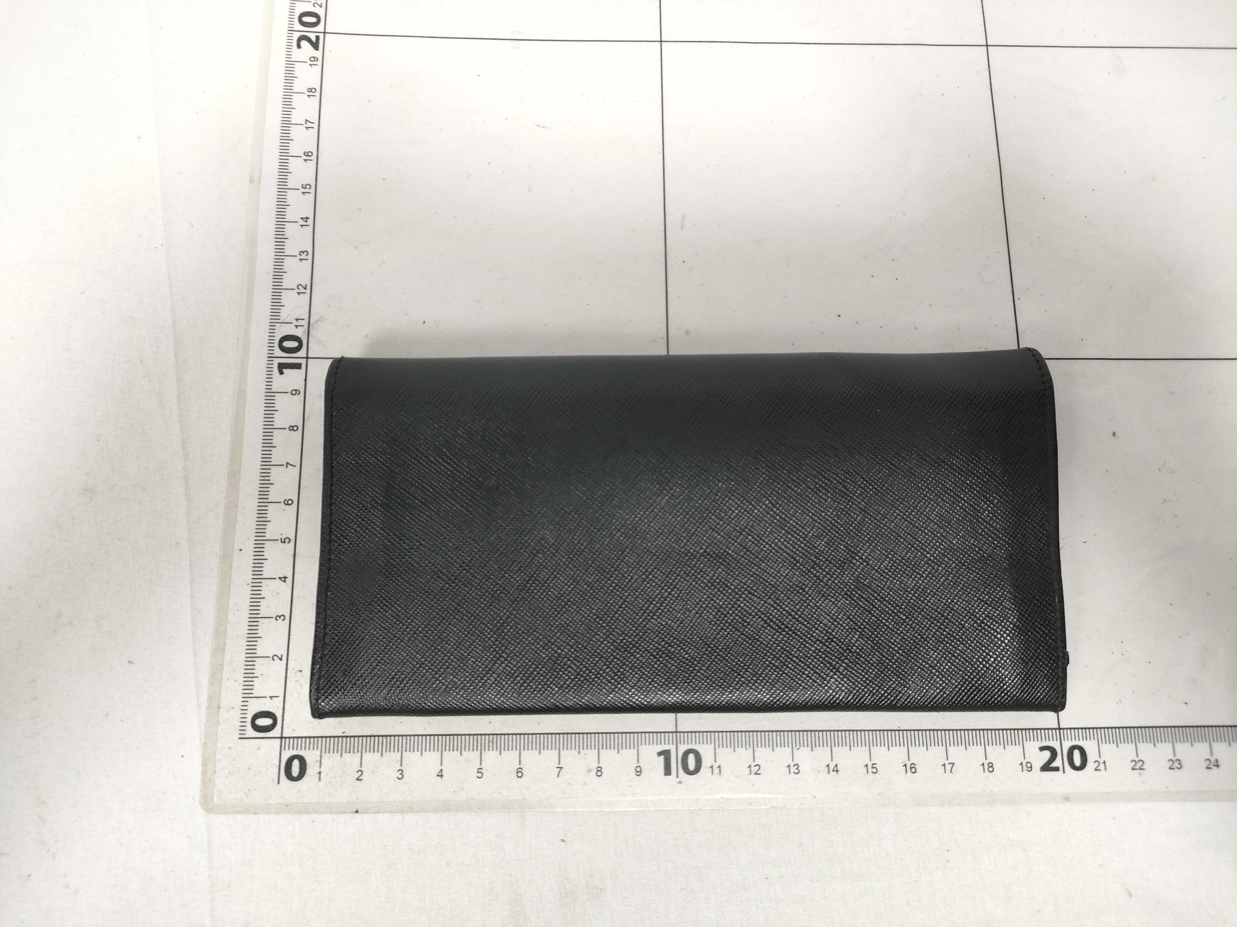 wallet — view 2
