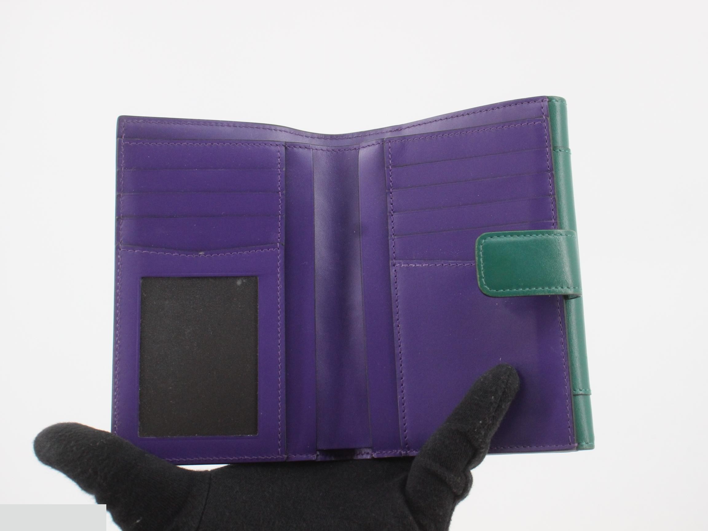 Serpenti Double Snap Closure Bi-fold Wallet — view 4