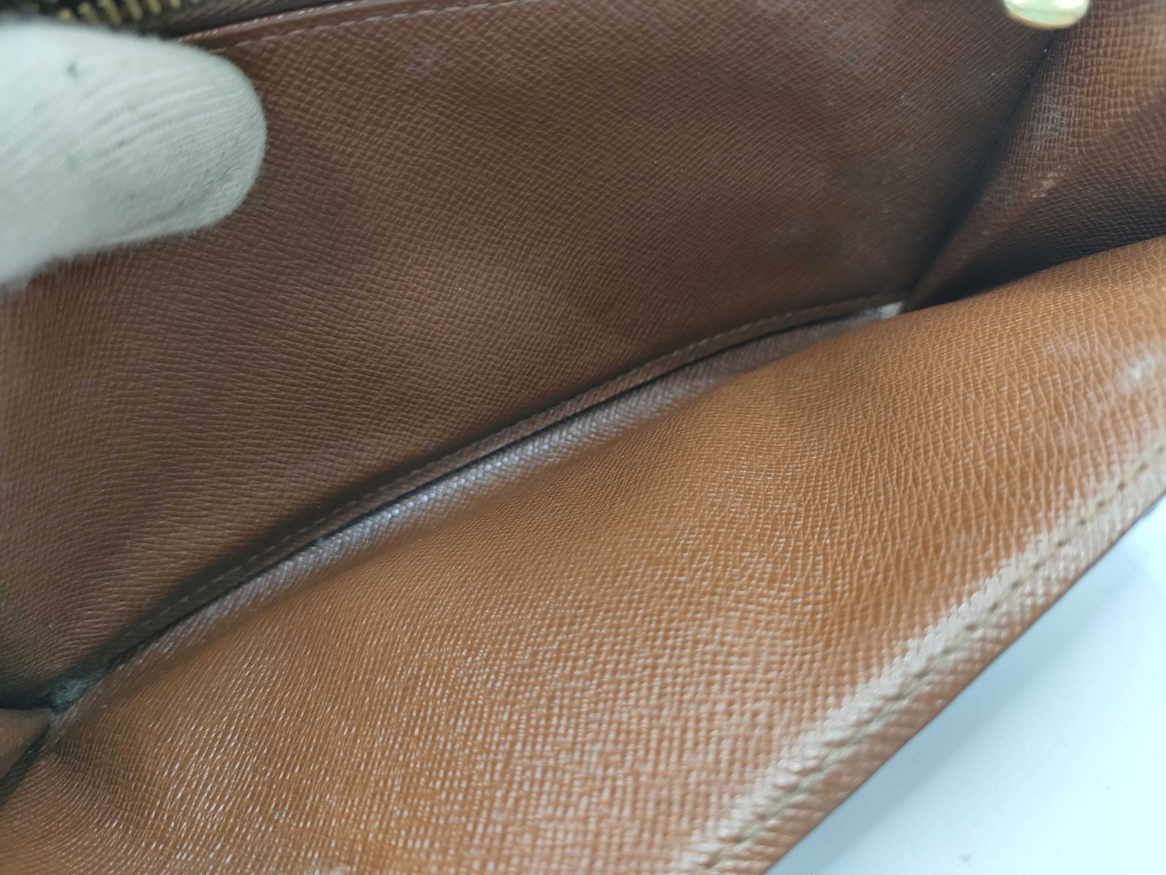Monogram Pochette Porte Monnaie Credit M61725 Wallet — view 9
