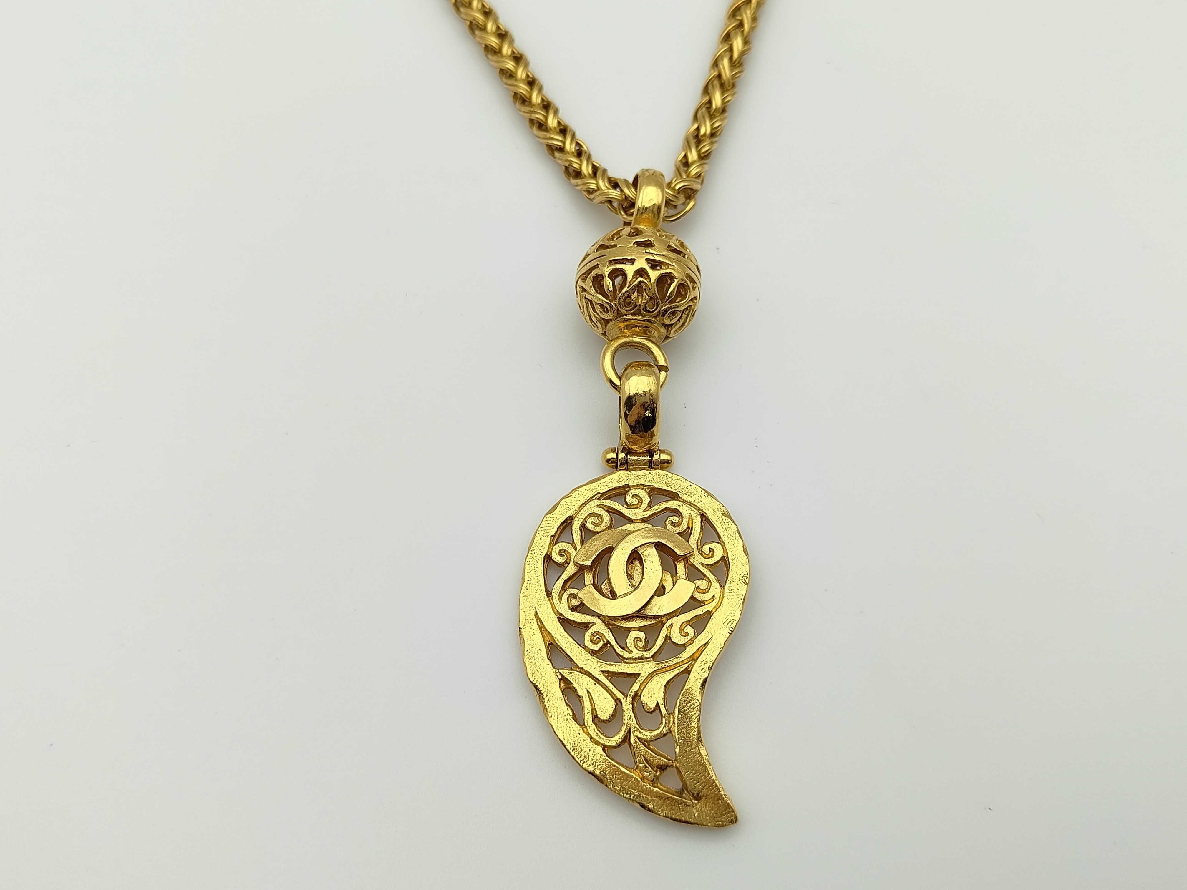 Vintage Coco Mark Pendant Gold 90g Necklace
