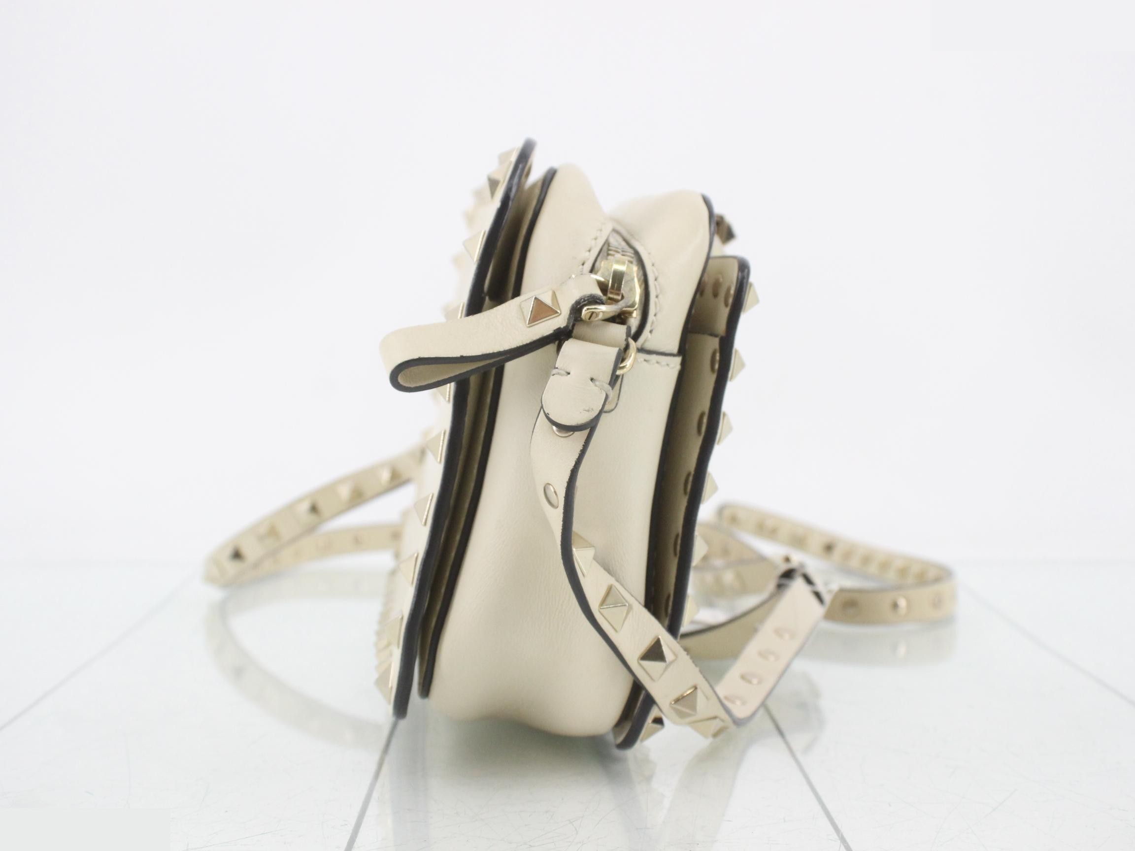 (Bag) - Shoulder Bag — view 4