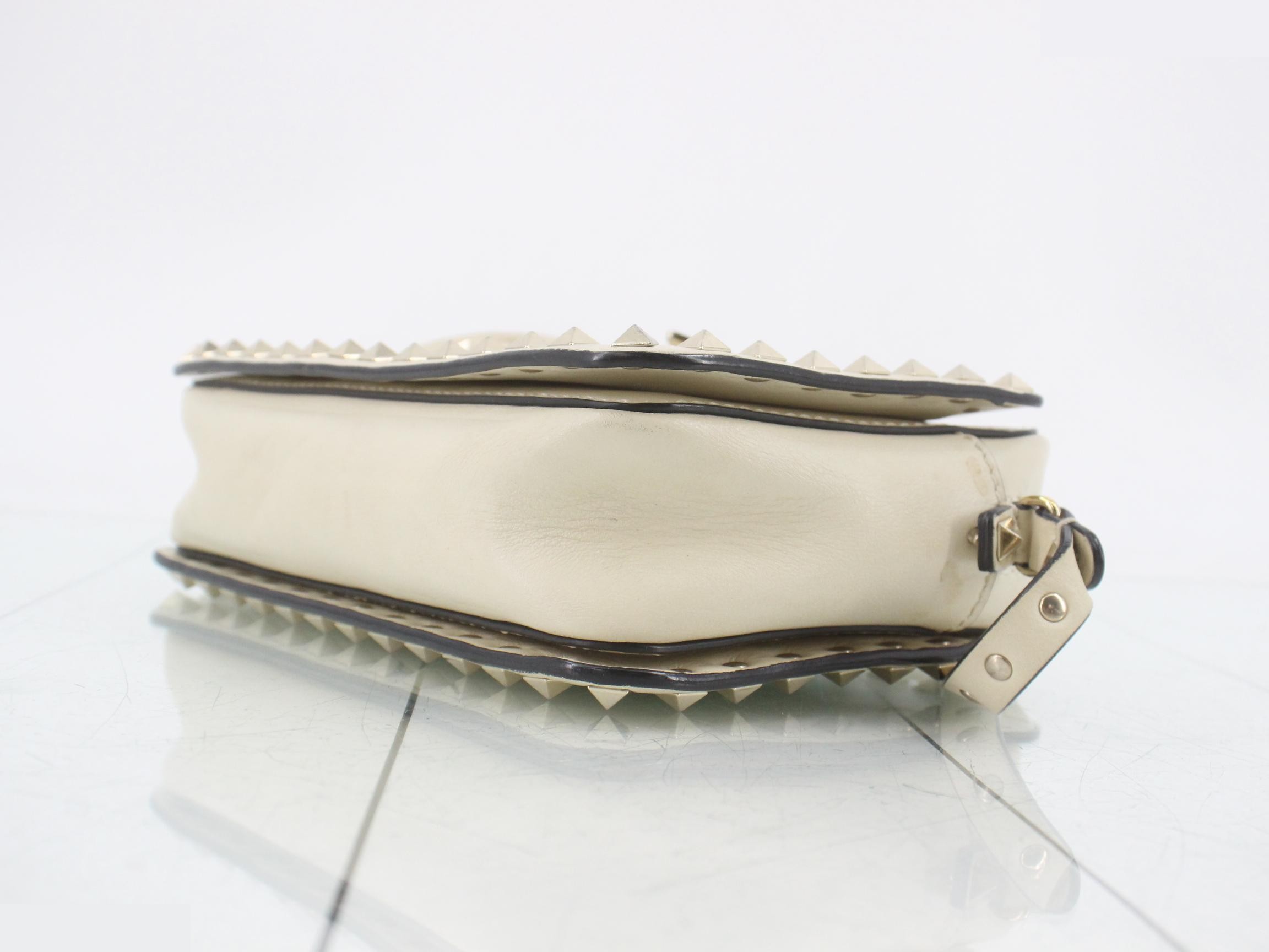 (Bag) - Shoulder Bag — view 6