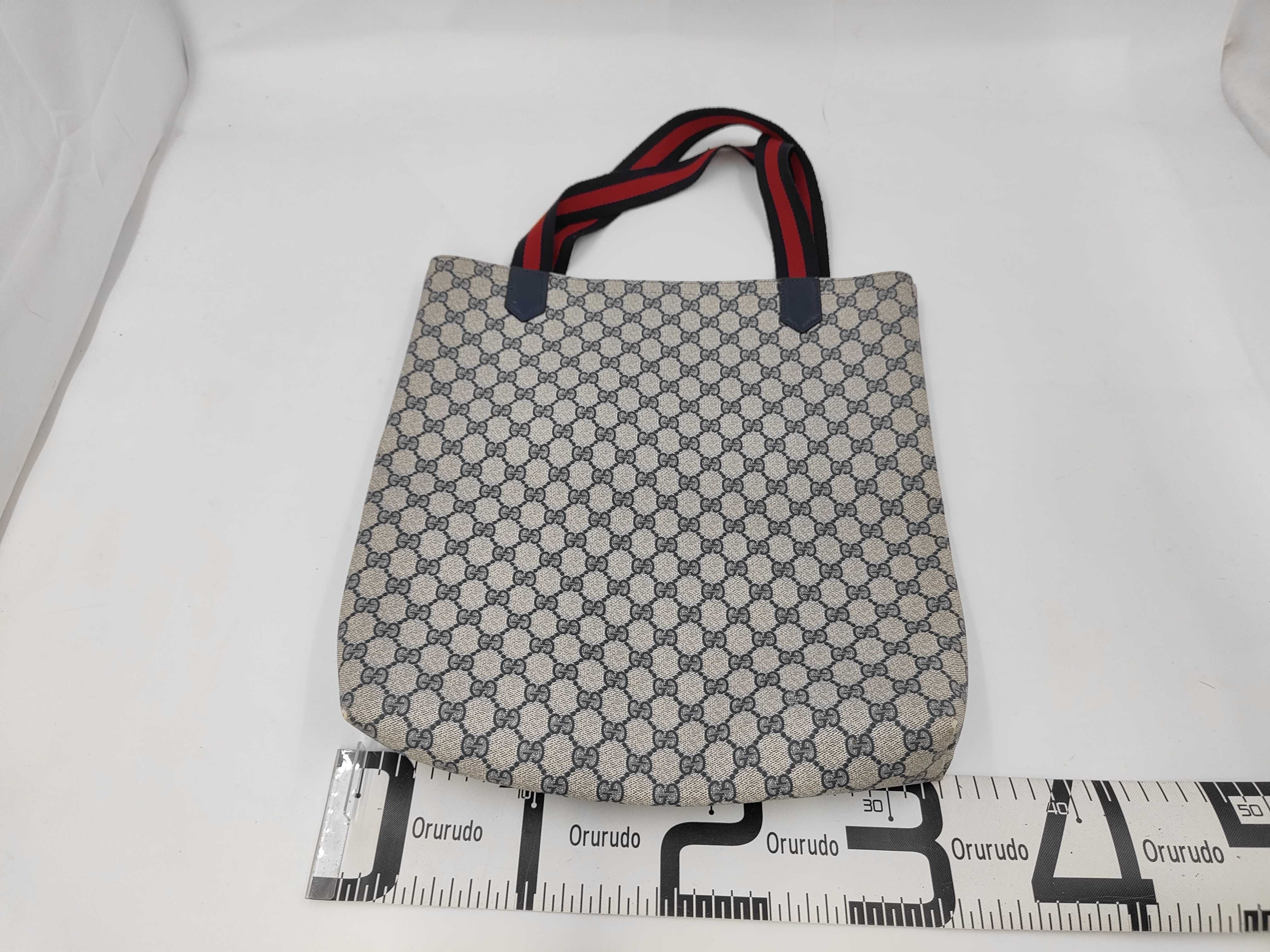 GG Supreme Tote Bag — view 2