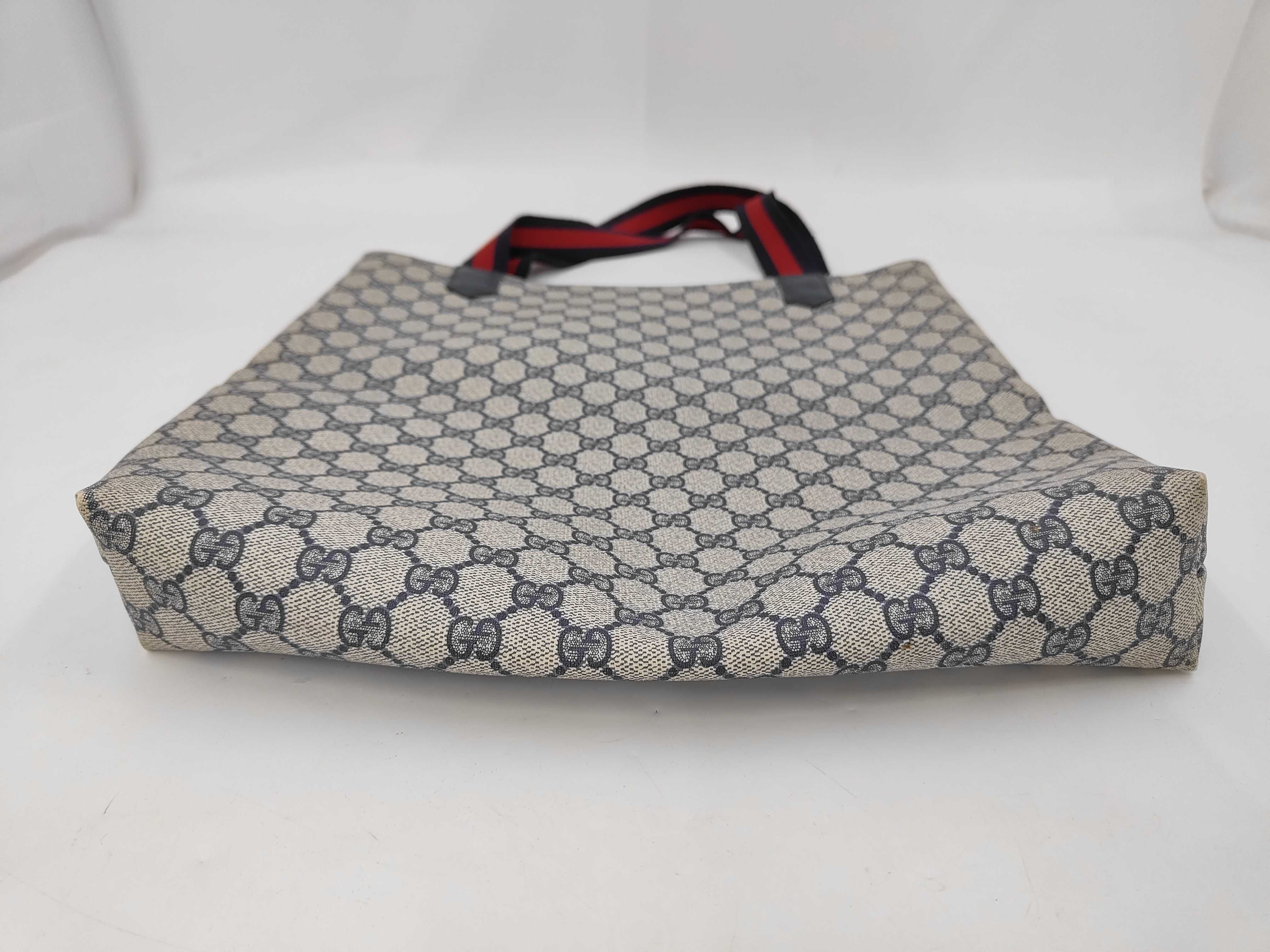 GG Supreme Tote Bag — view 3