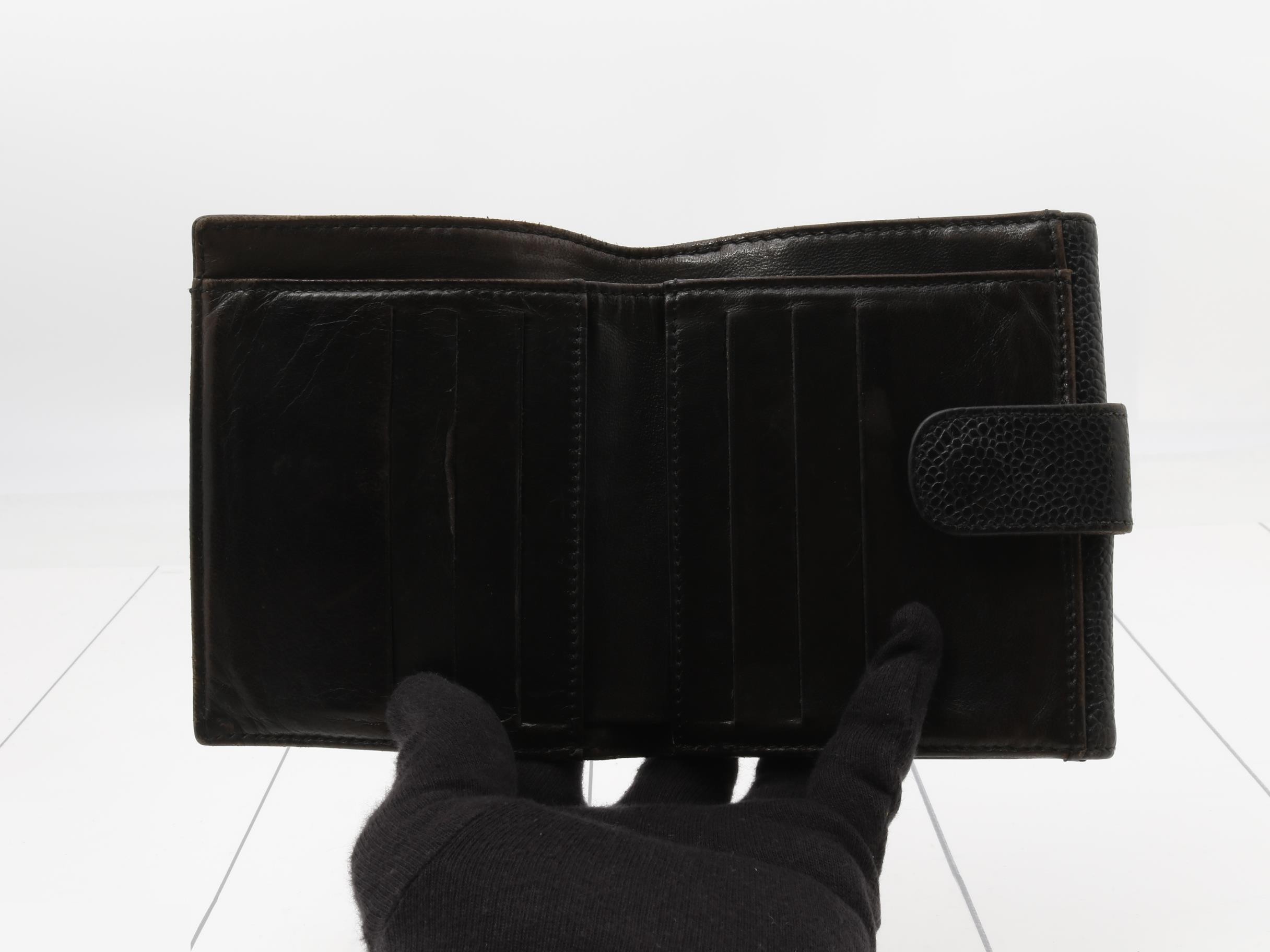 Caviar leather double-hook folding wallet — view 4