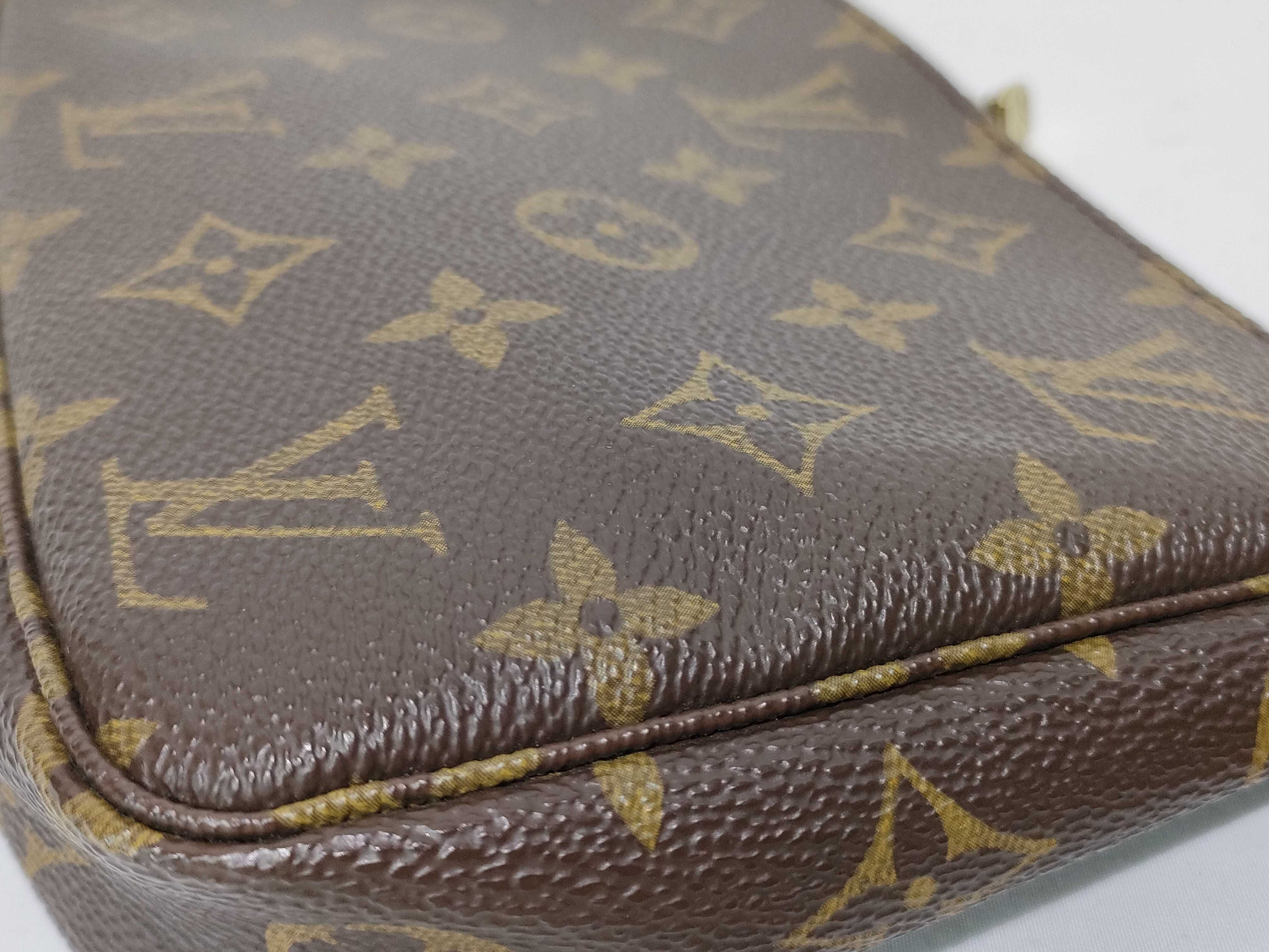 Monogram Accessoires Shoulder Bag — view 13