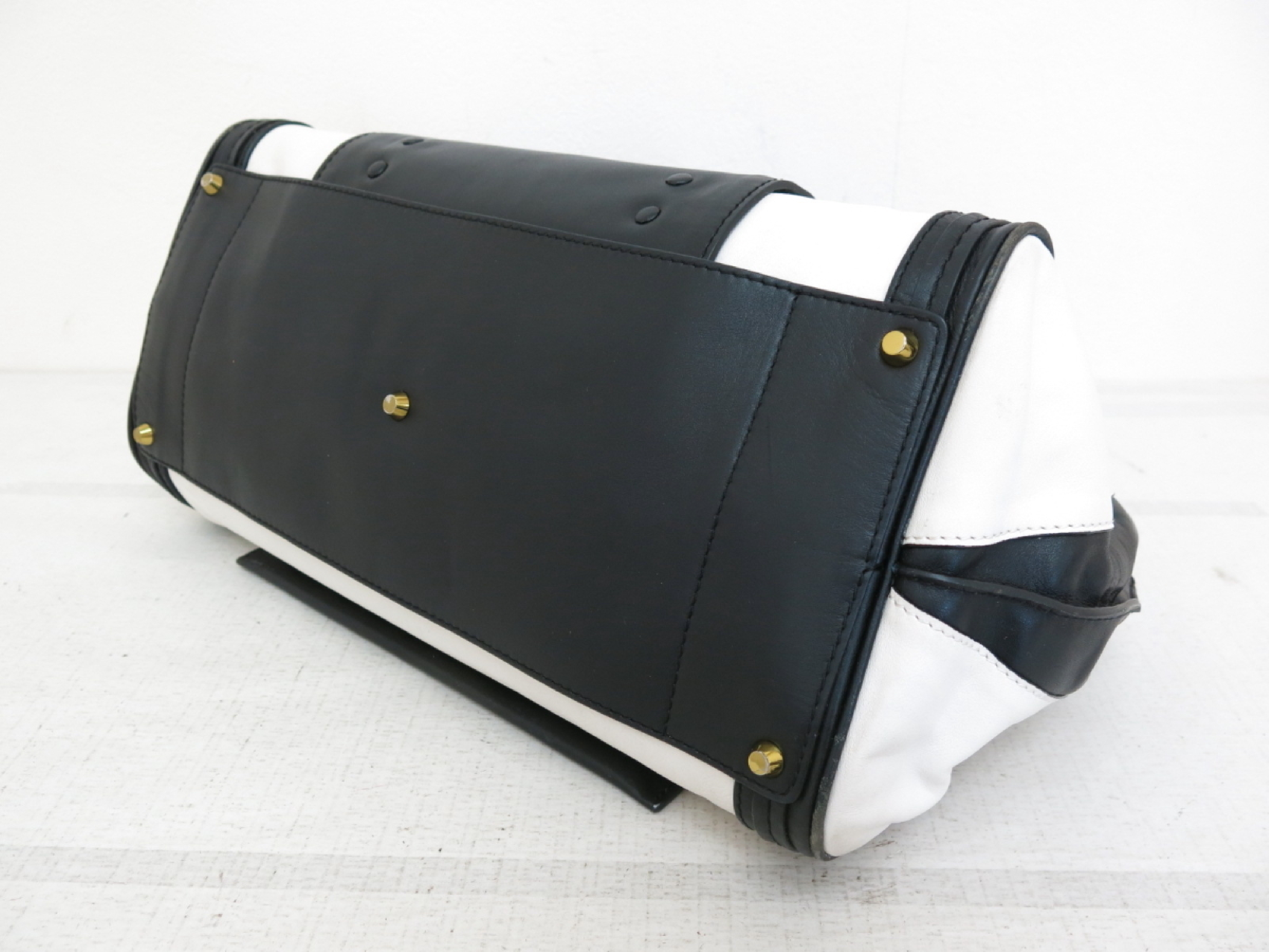 Alice Calfskin Handbag (2-way) — view 5