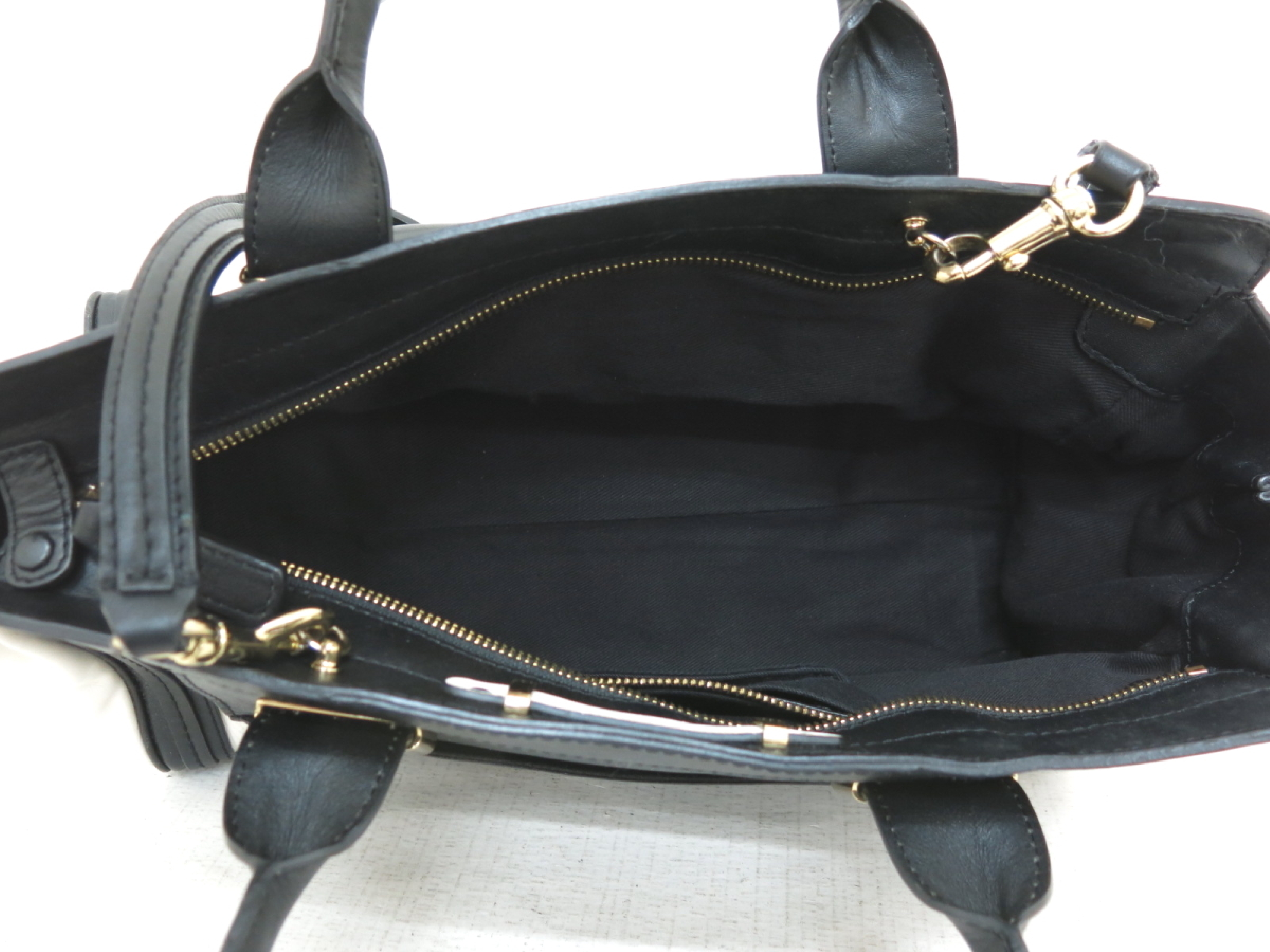 Alice Calfskin Handbag (2-way) — view 7