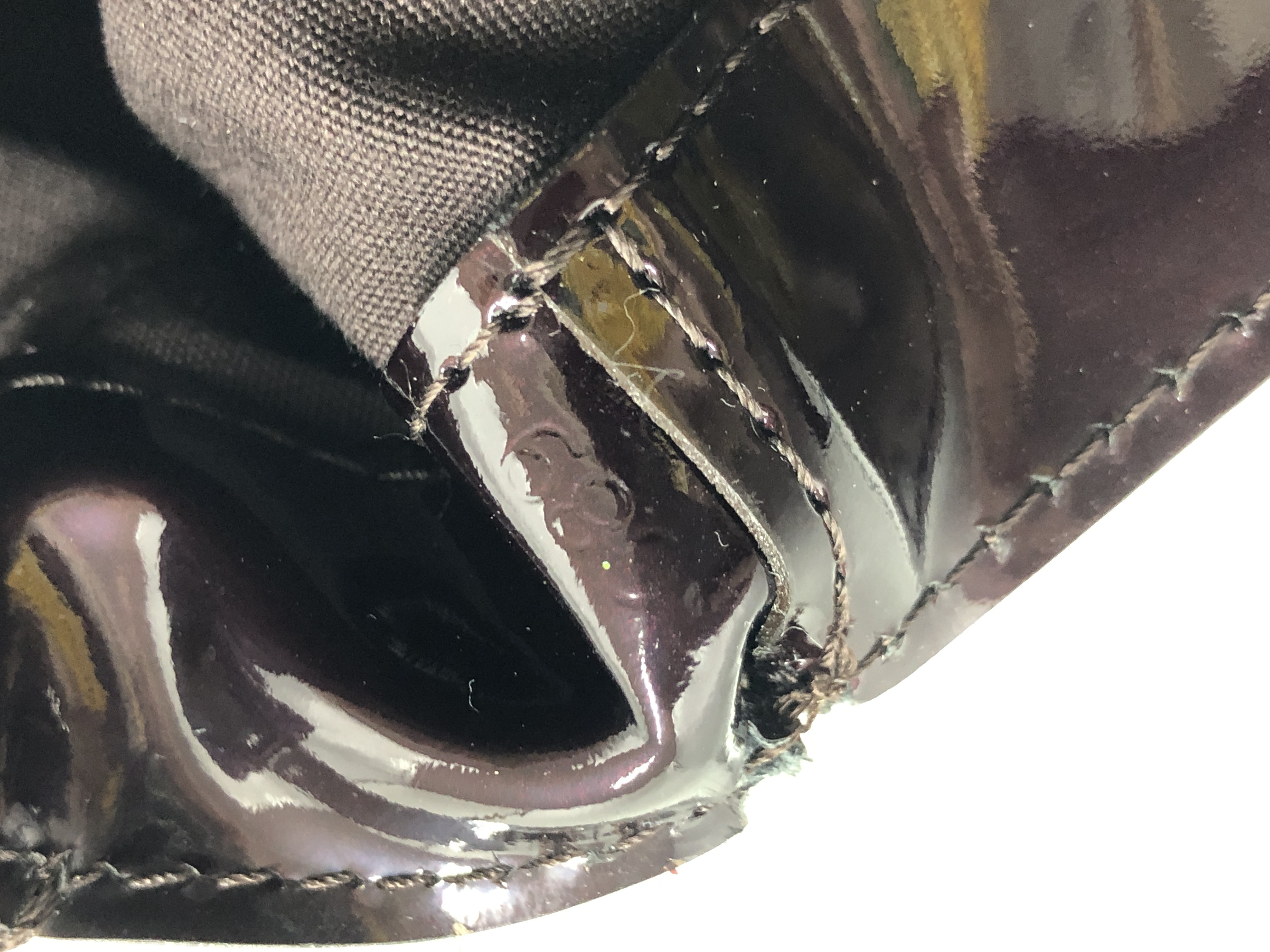 Vernis Wilshire PM M93641 MI3089 Patent Leather Amarante Handbag — view 9