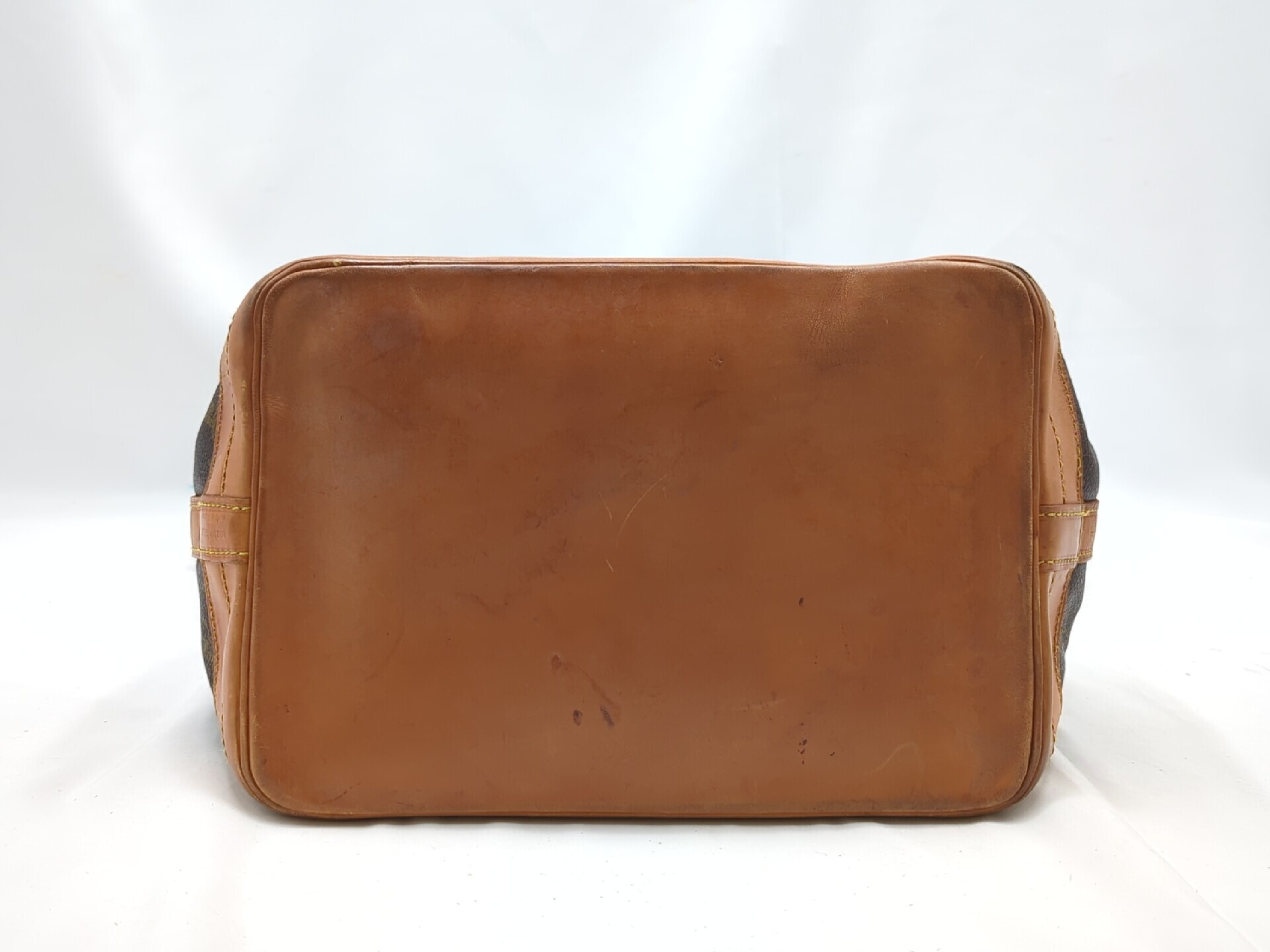 M42224 Monogram Noé Handbag — view 5