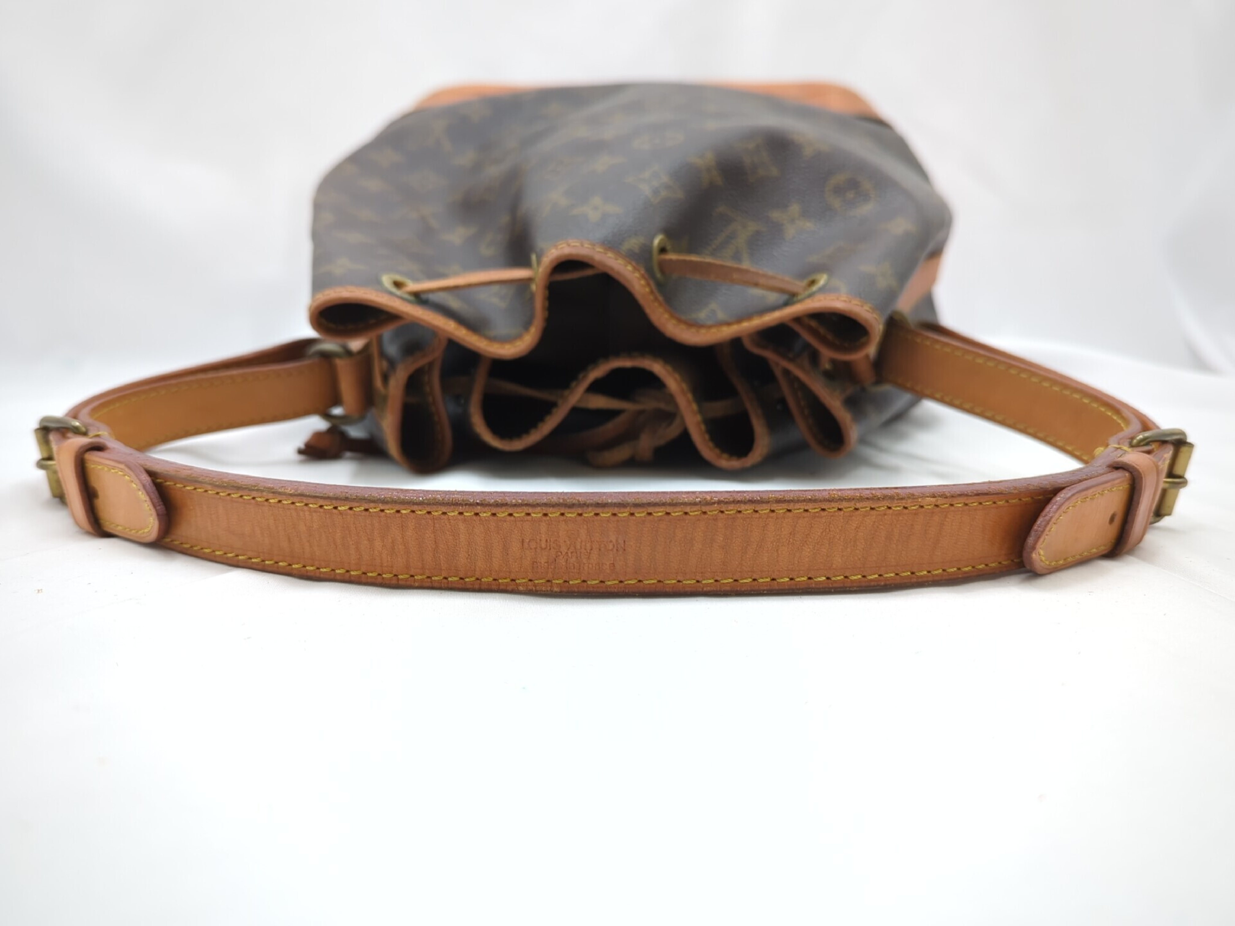 M42224 Monogram Noé Handbag — view 6