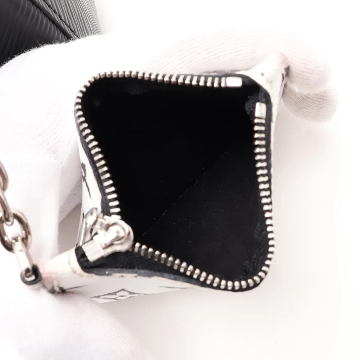 Epi Marelle M80689 Black Pouch - — view 8