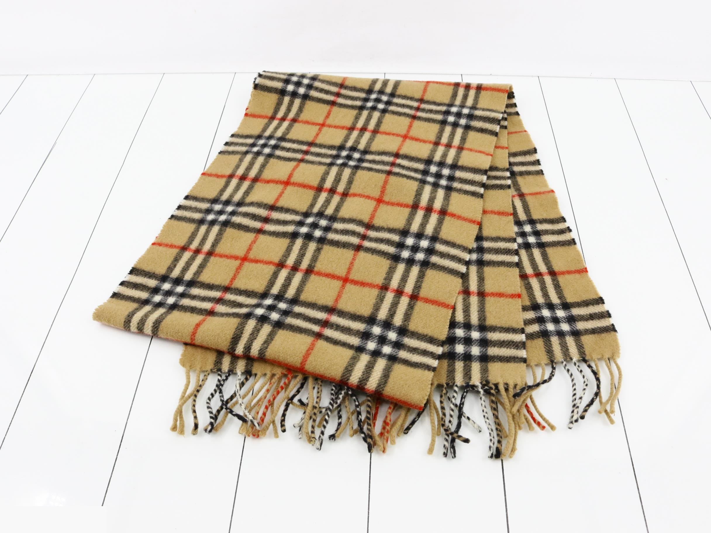 scarf — view 3