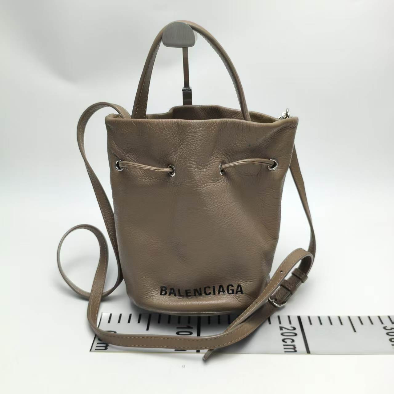 【*Shipped from: China*】BALENCIAGA Bucket Leather Shoulder Bag