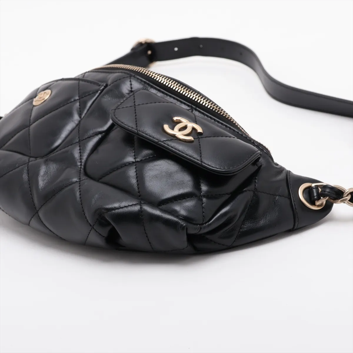 [Individually packaged] Chanel Matelassé Shiny Calfskin Body Bag, Black with Gold Hardware, EAT5TXPK, Random Plate, AS4934 — view 3
