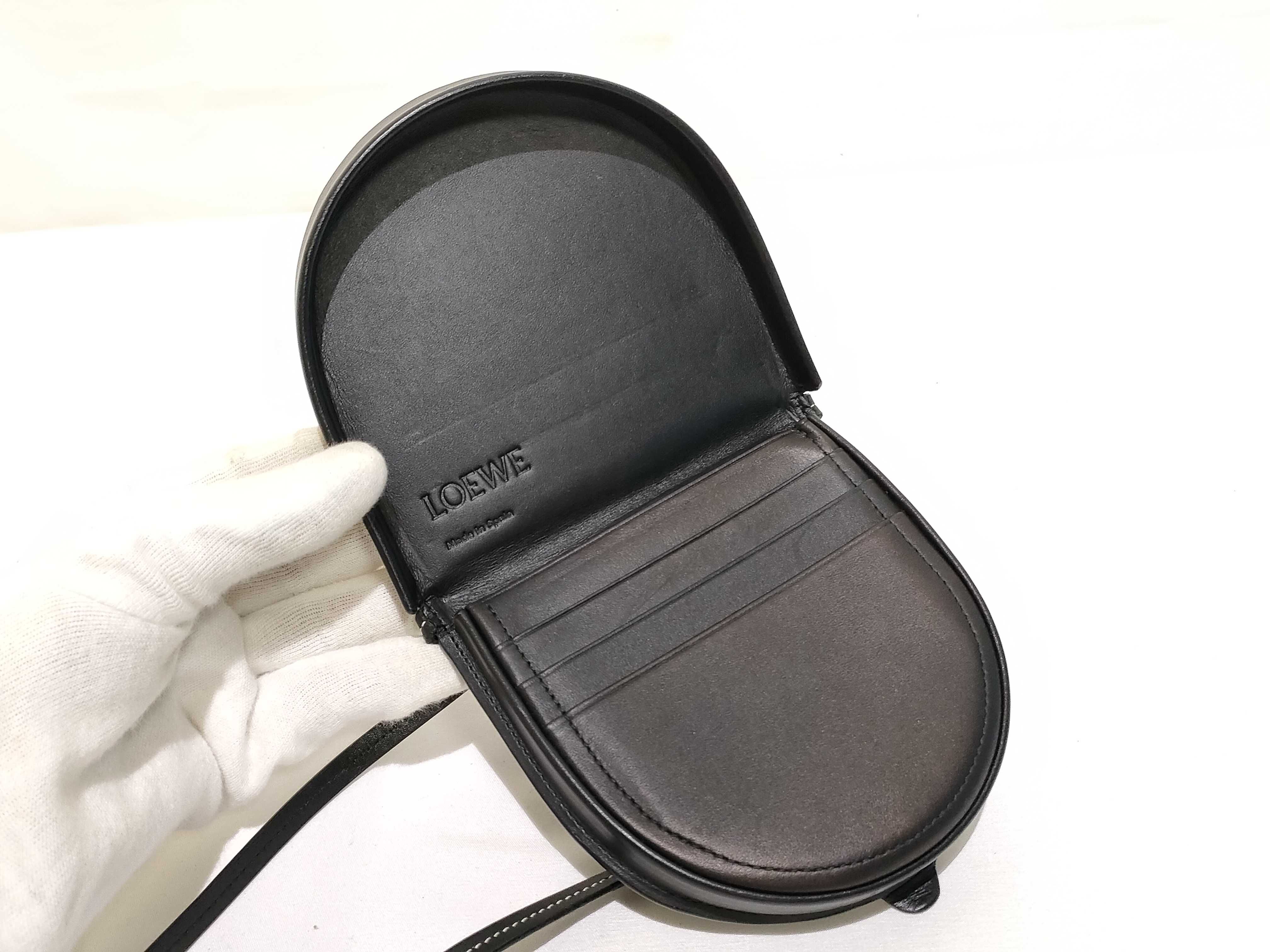 Heel Pouch Mini Leather Shoulder Bag Black Shoulder Bag — view 8