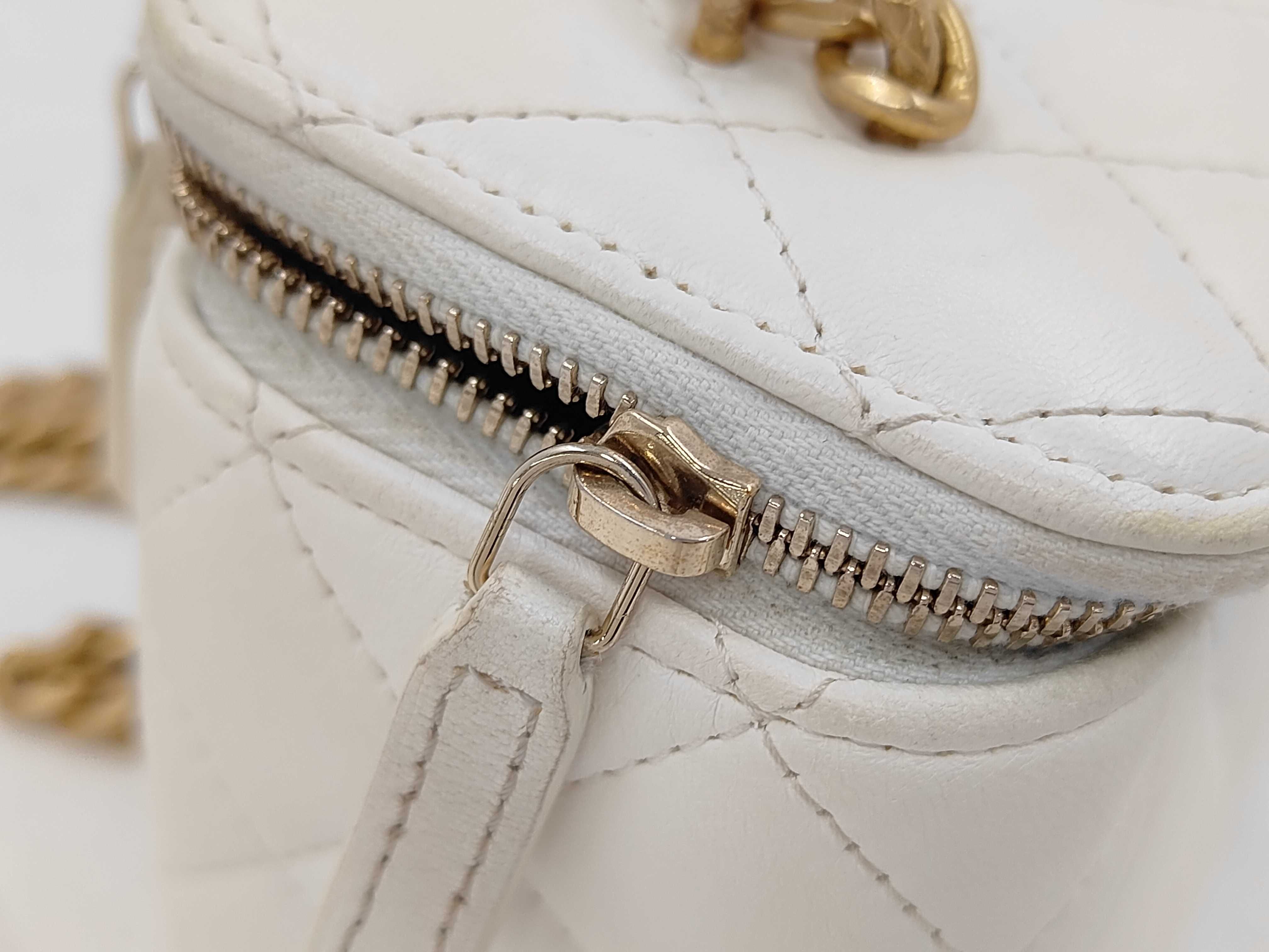 Matelassé Chain Shoulder Bag, White with Gold Hardware — view 8