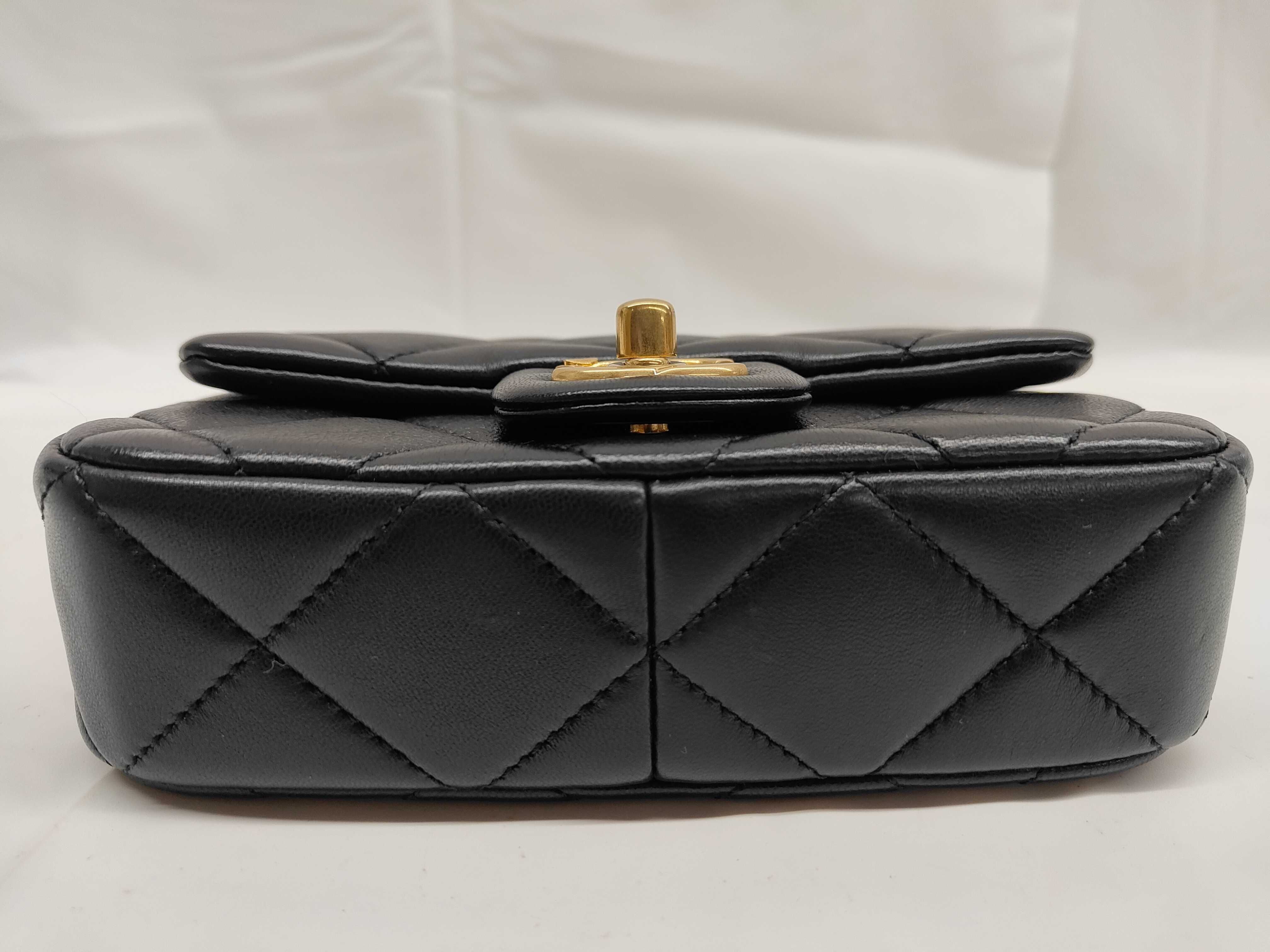 Mini Matelassé Pearl Lambskin Gold Hardware Chain Shoulder Bag with Serial Number Plate AS4868 Black Shoulder Bag — view 5