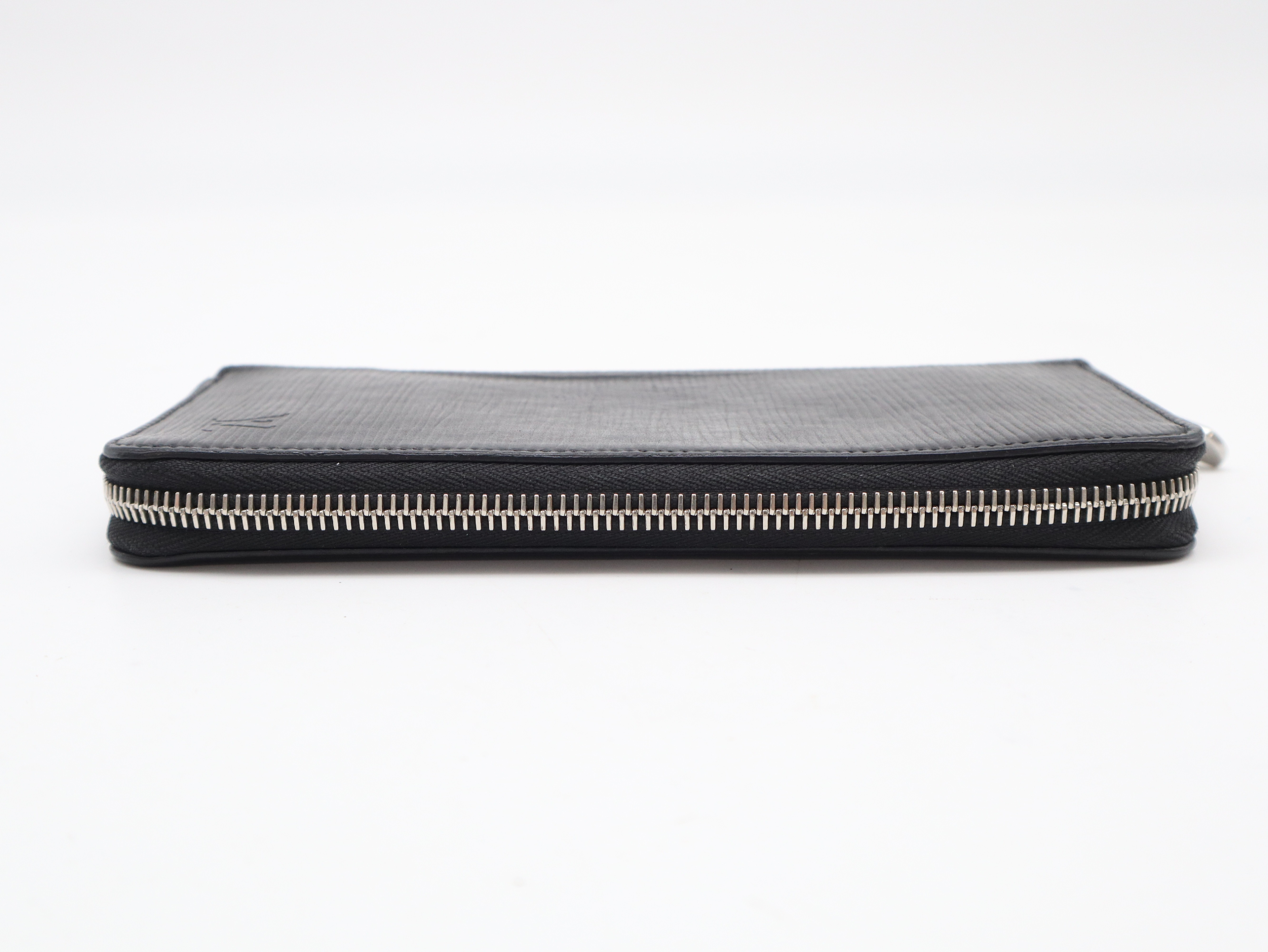 M60965 Epi Zippy Wallet Vertical Noir (RFID detected) — view 3