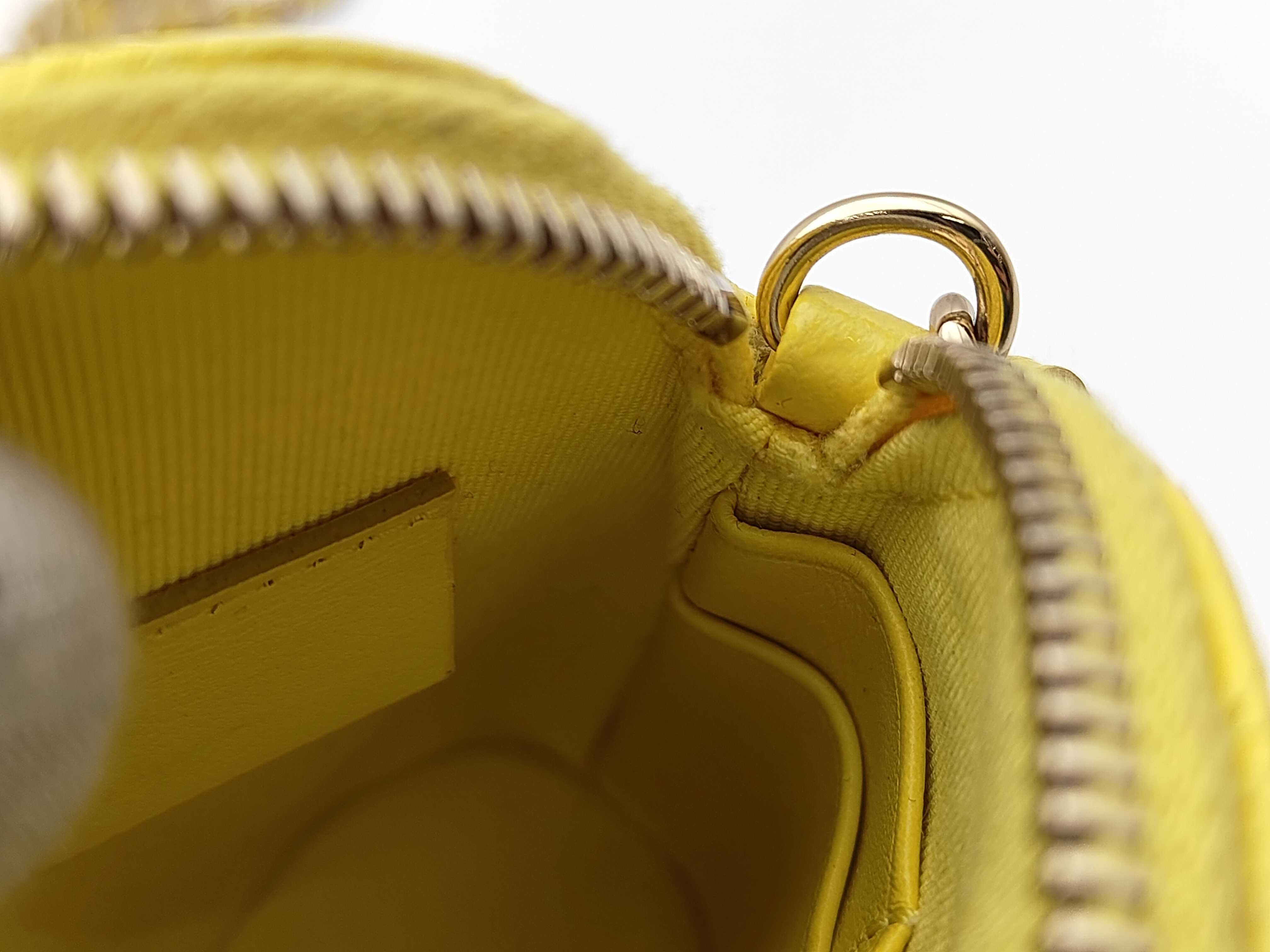 Mini Chain Bag Shoulder Bag — view 9