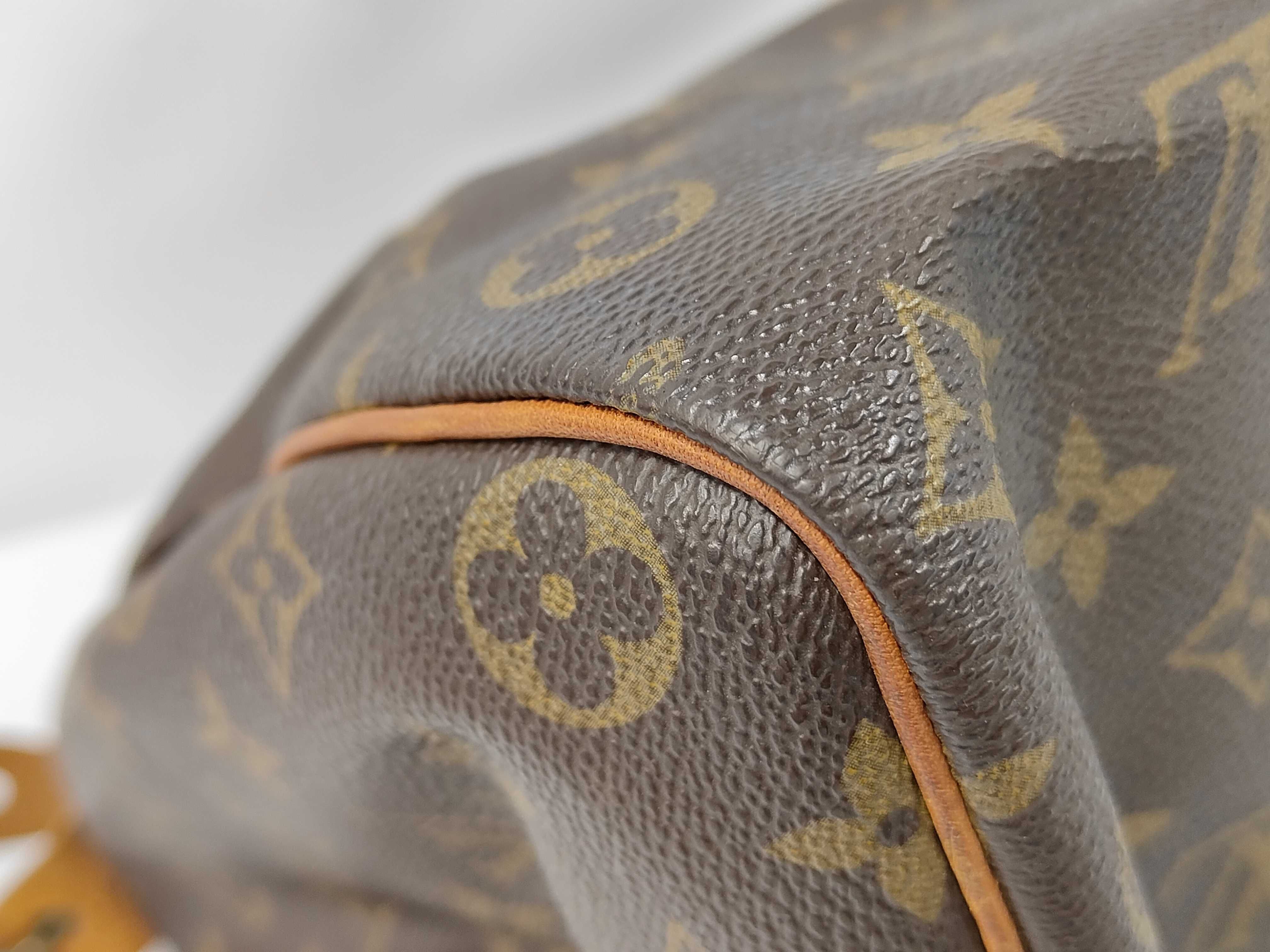 Speedy 35 Monogram Handbag M41524 with Padlock — view 4