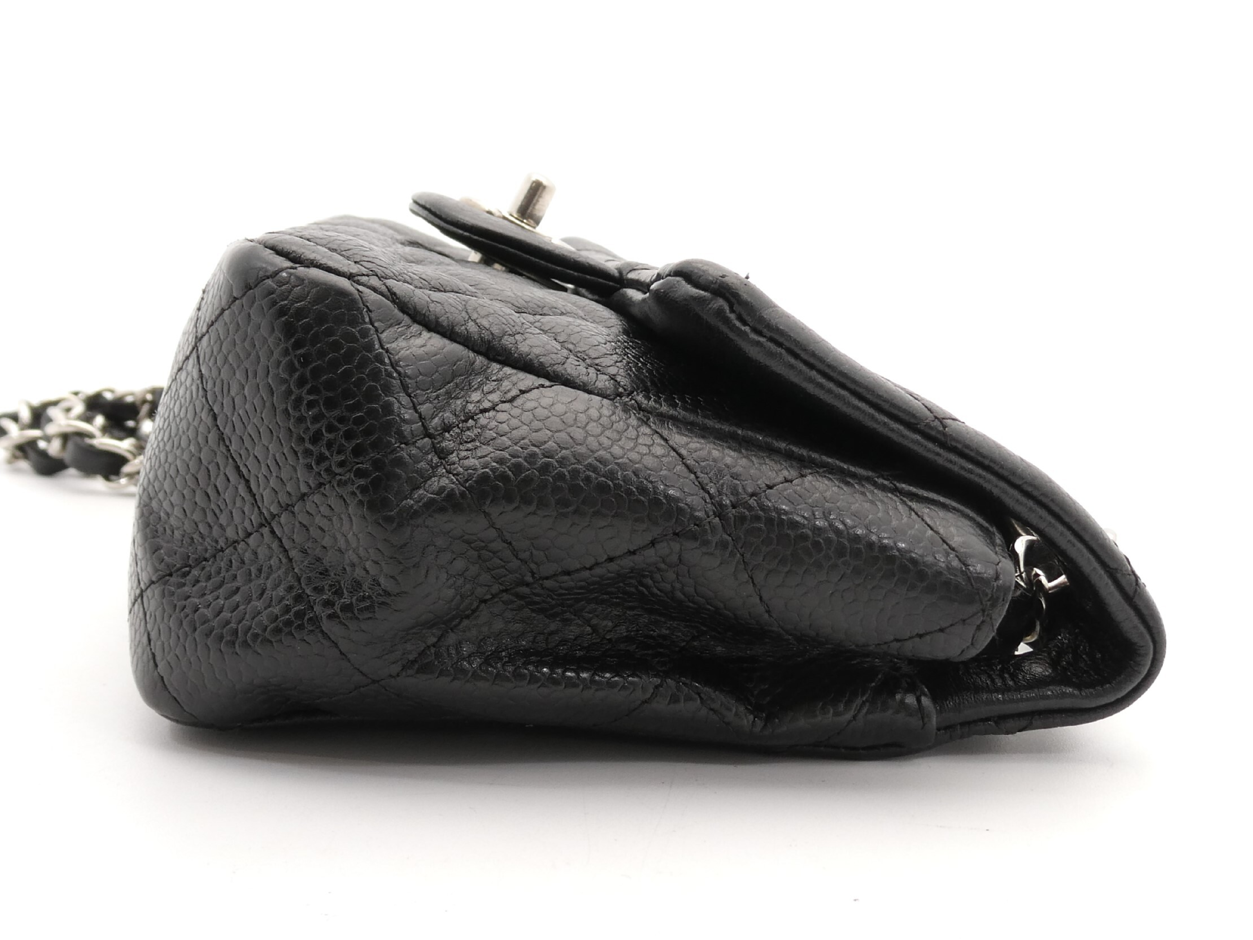 Matelassé Caviar Skin Coco Mark Turnlock Chain Shoulder Bag — view 4