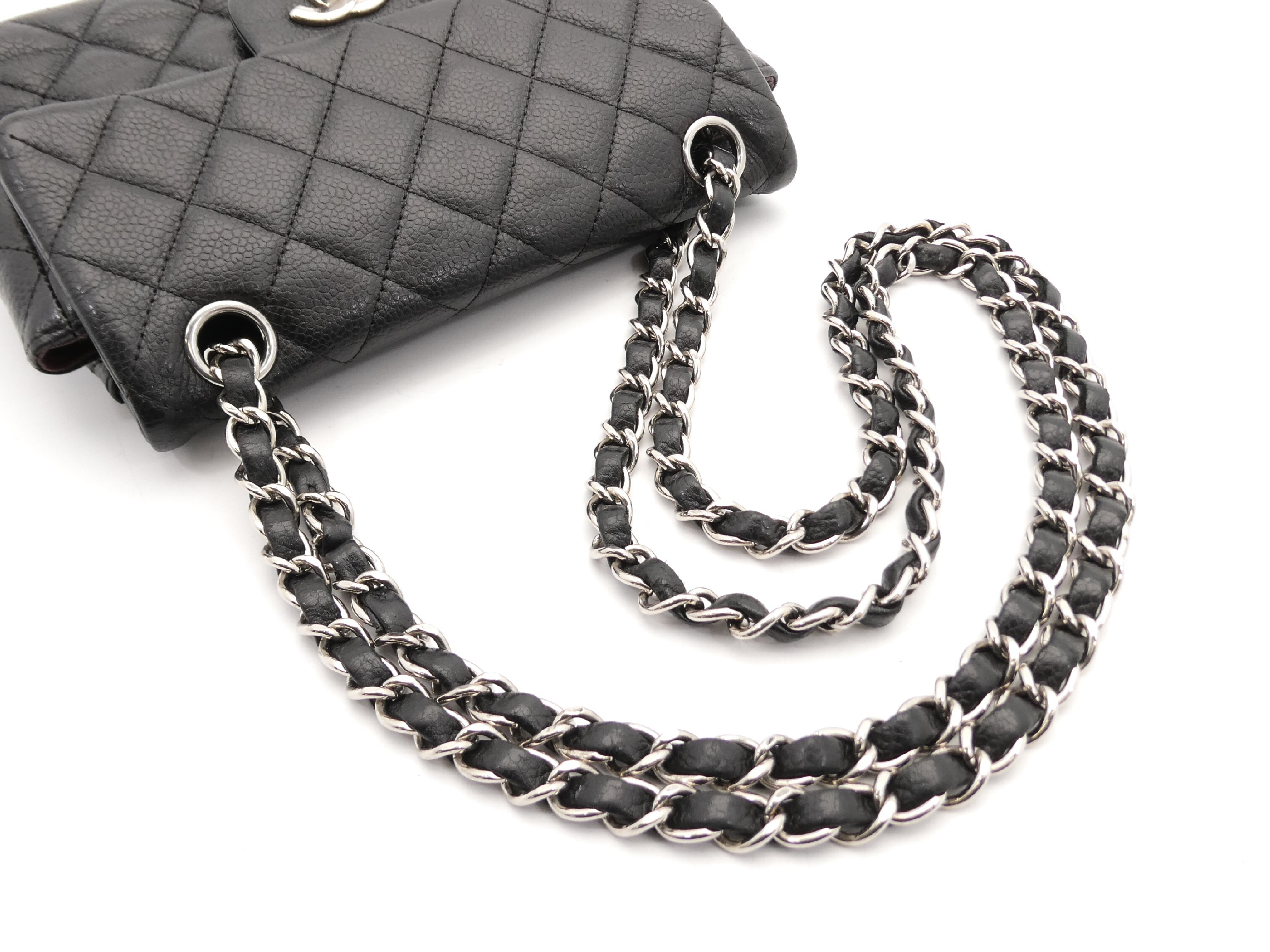 Matelassé Caviar Skin Coco Mark Turnlock Chain Shoulder Bag — view 6