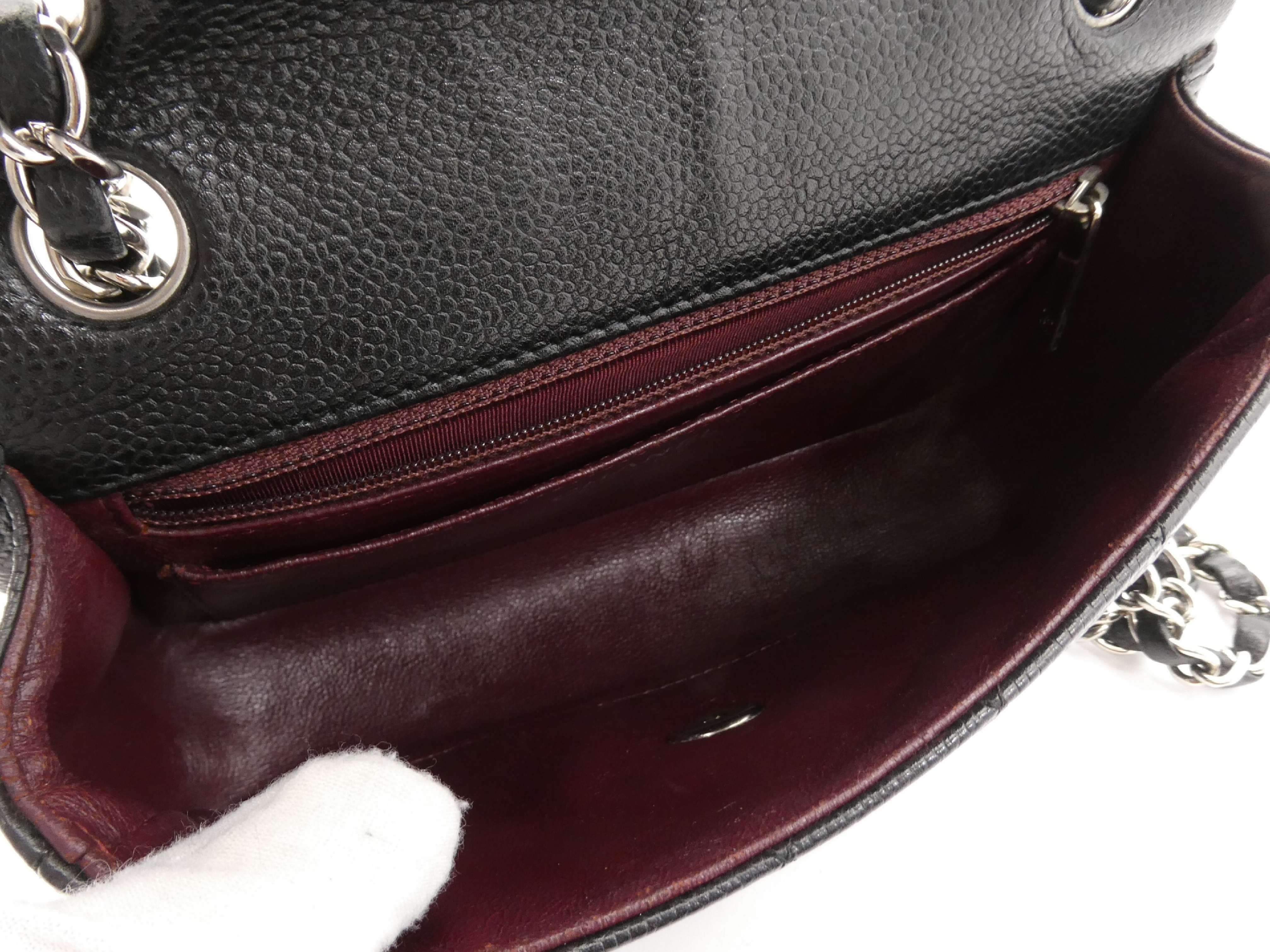 Matelassé Caviar Skin Coco Mark Turnlock Chain Shoulder Bag — view 7