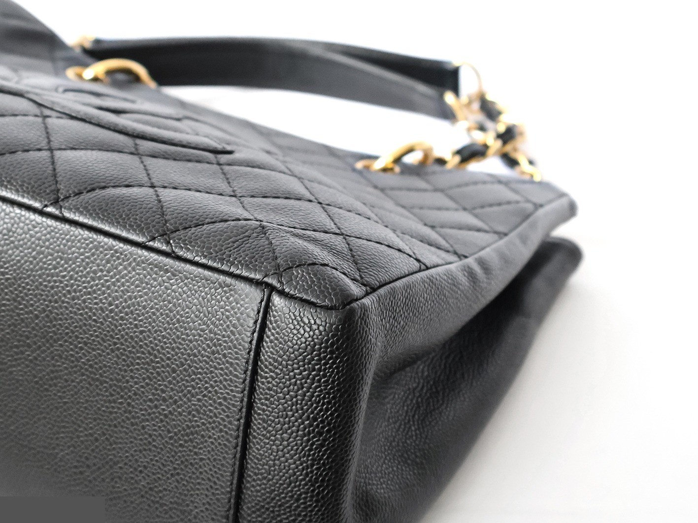 Caviar Skin GST Chain Tote Bag, Black — view 3