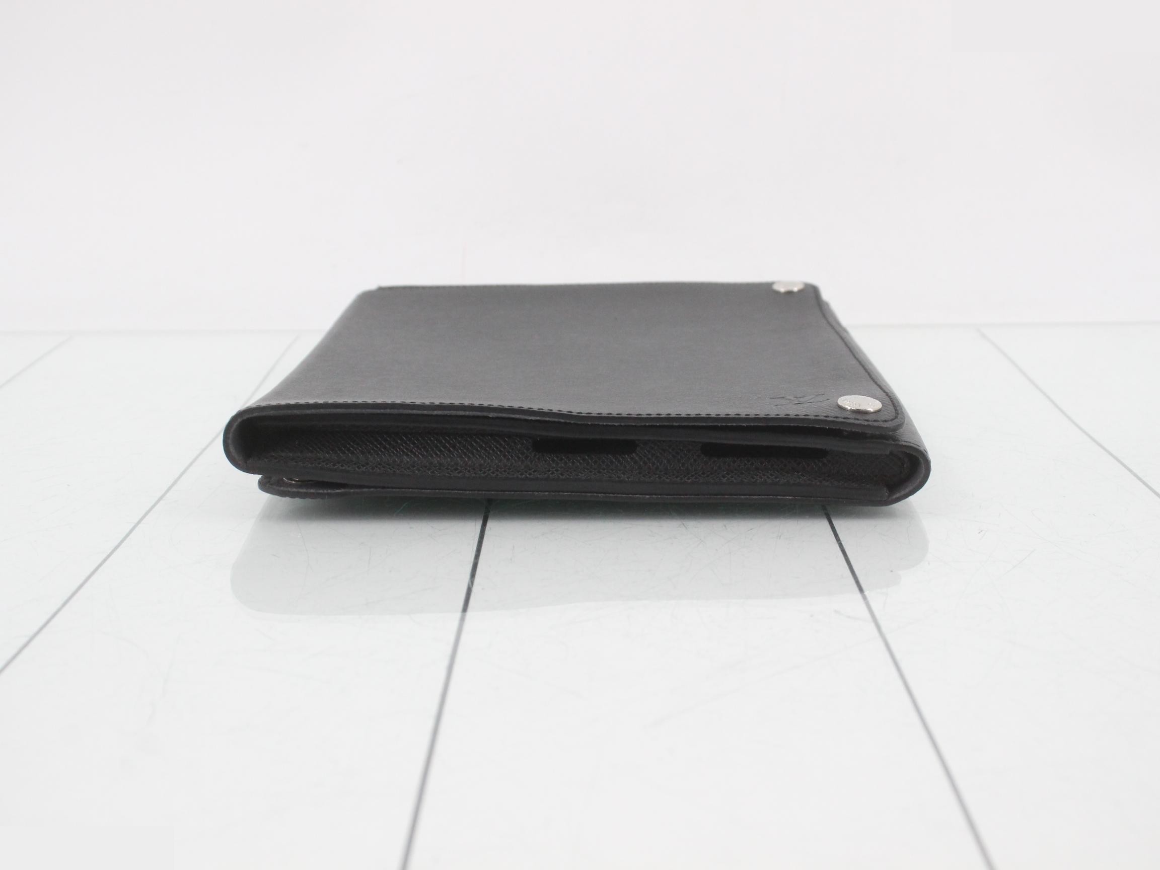 iPad case — view 3