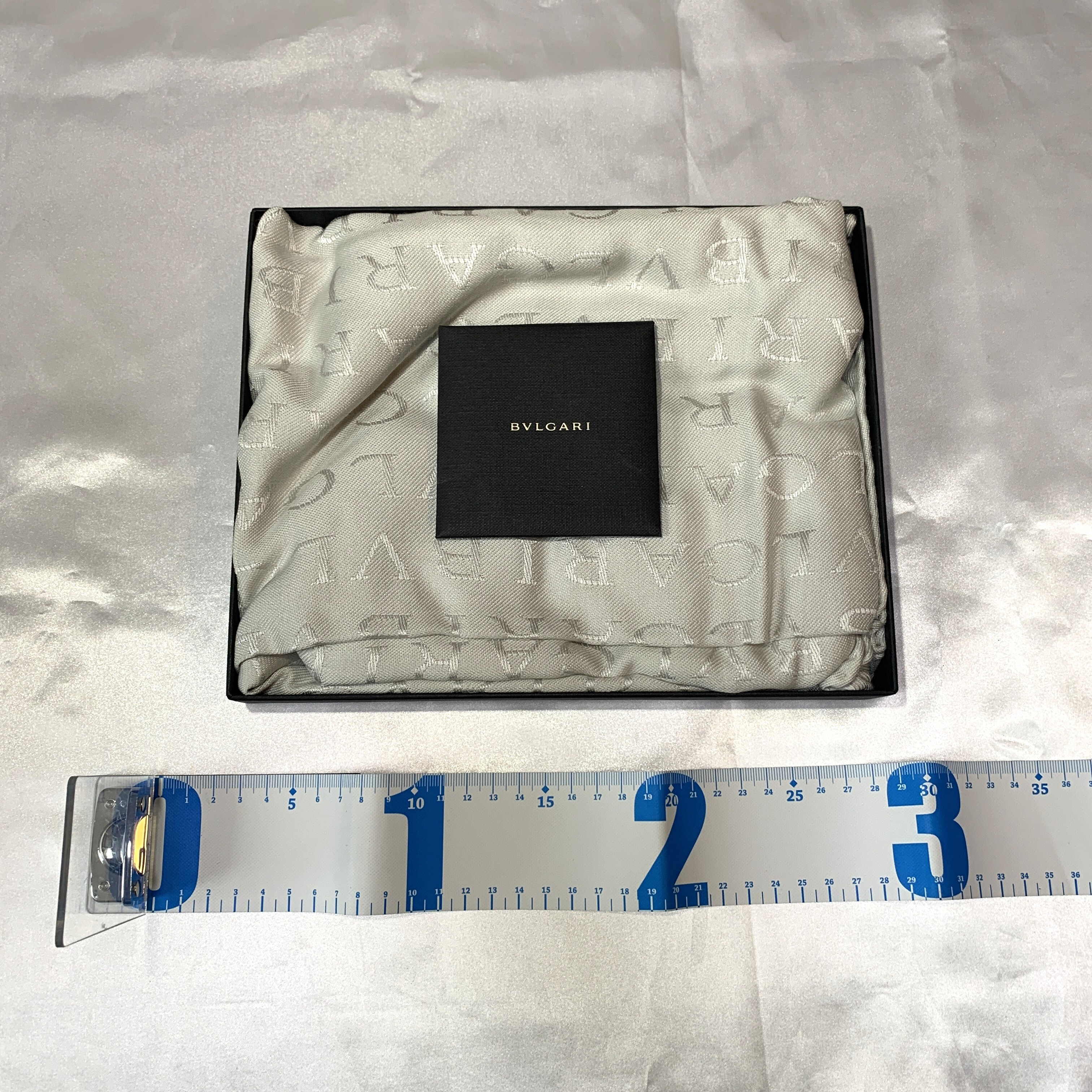scarf gift — view 3