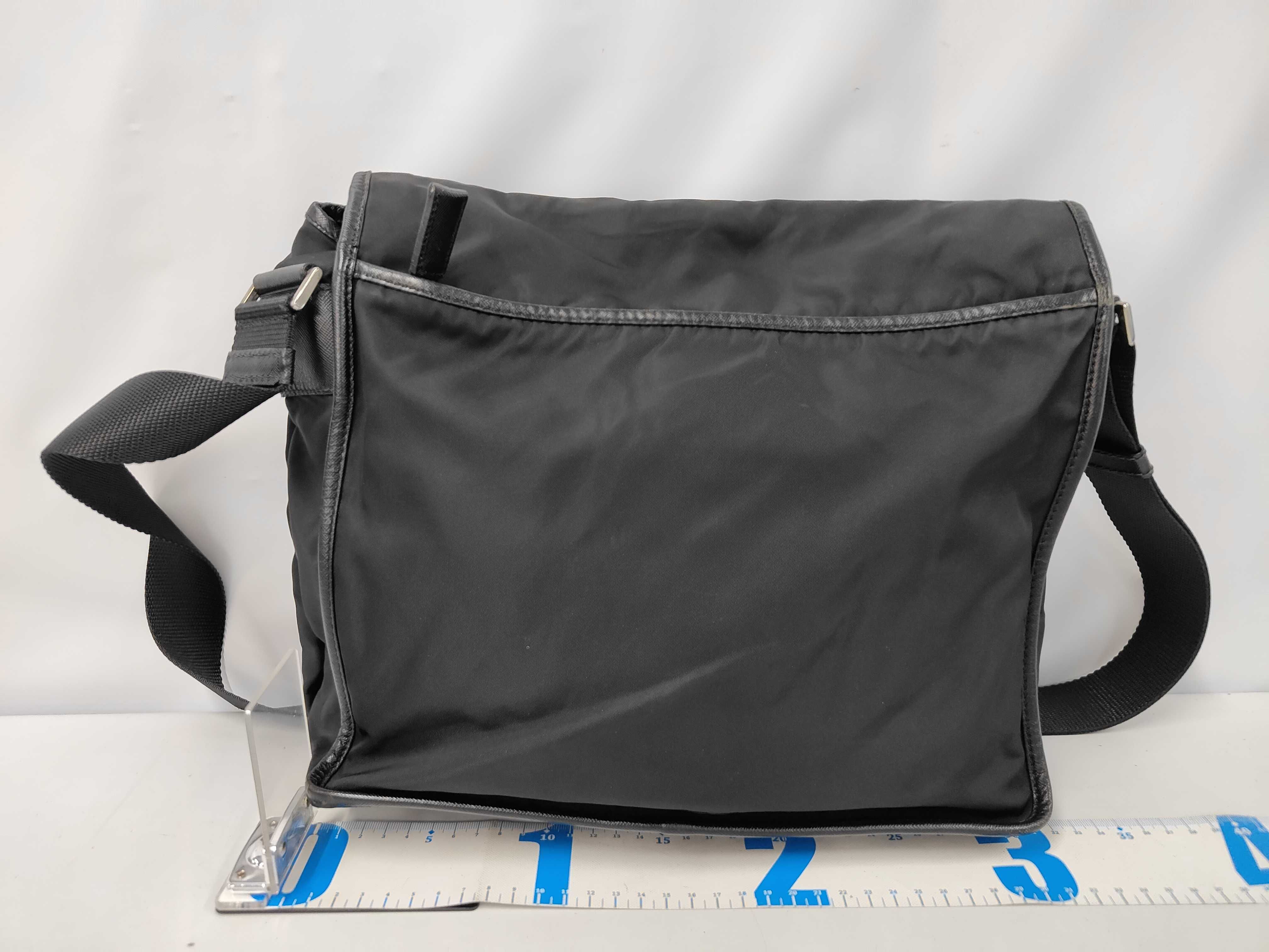 shoulder bag — view 2