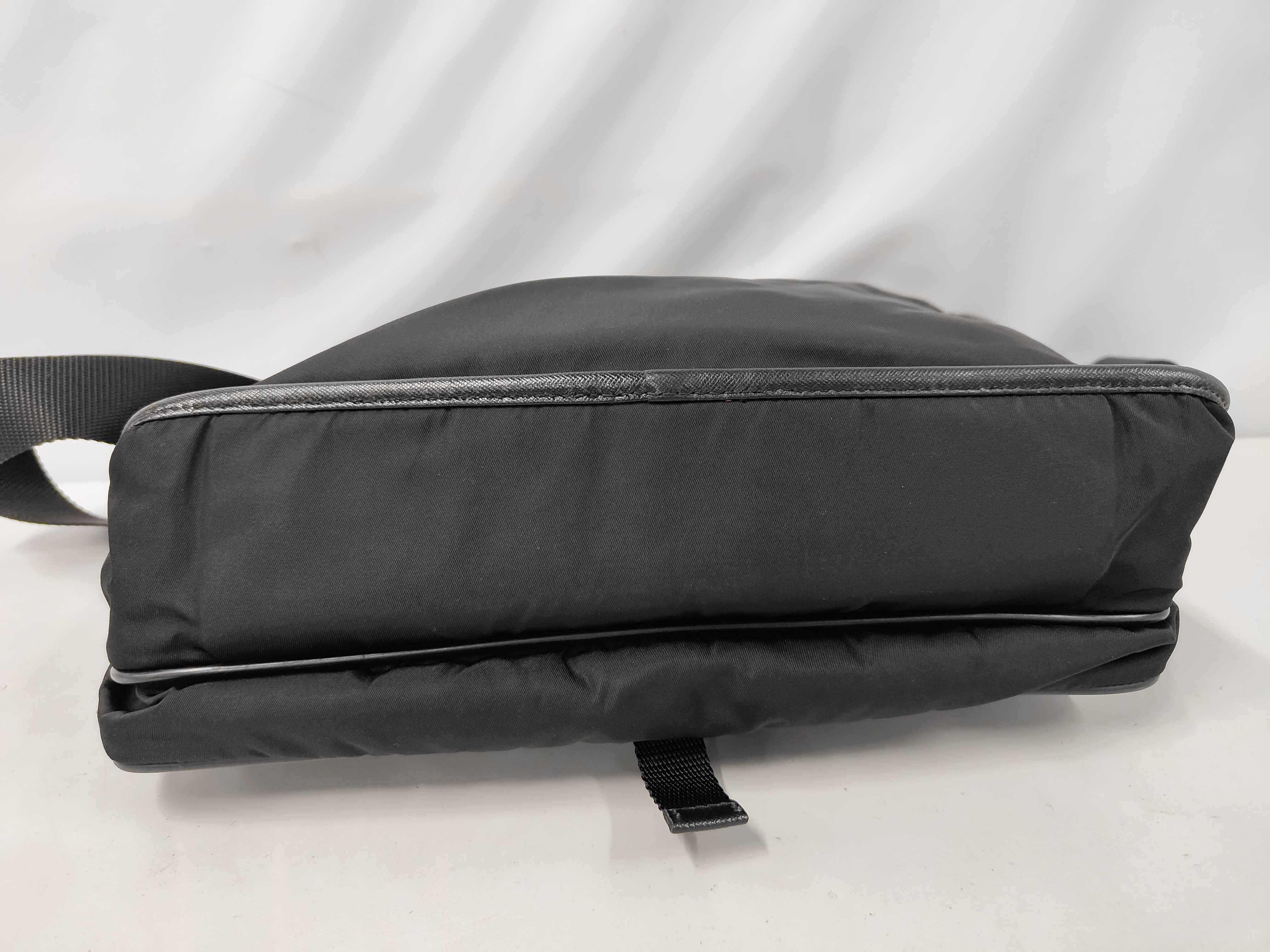 shoulder bag — view 3