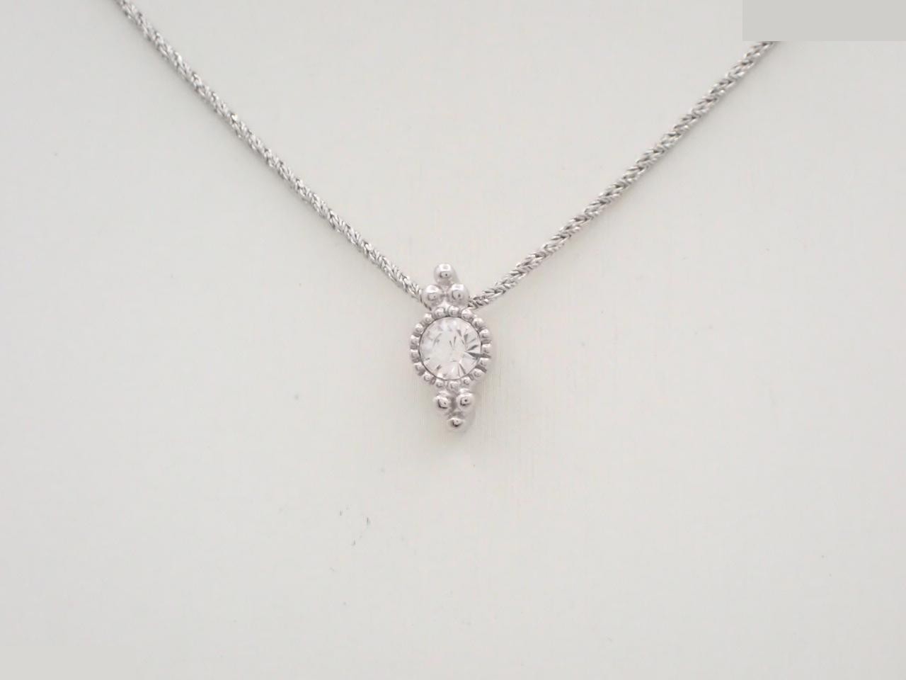 Other lines: Precious metals, necklaces, pendants, chain approximately 44cm
