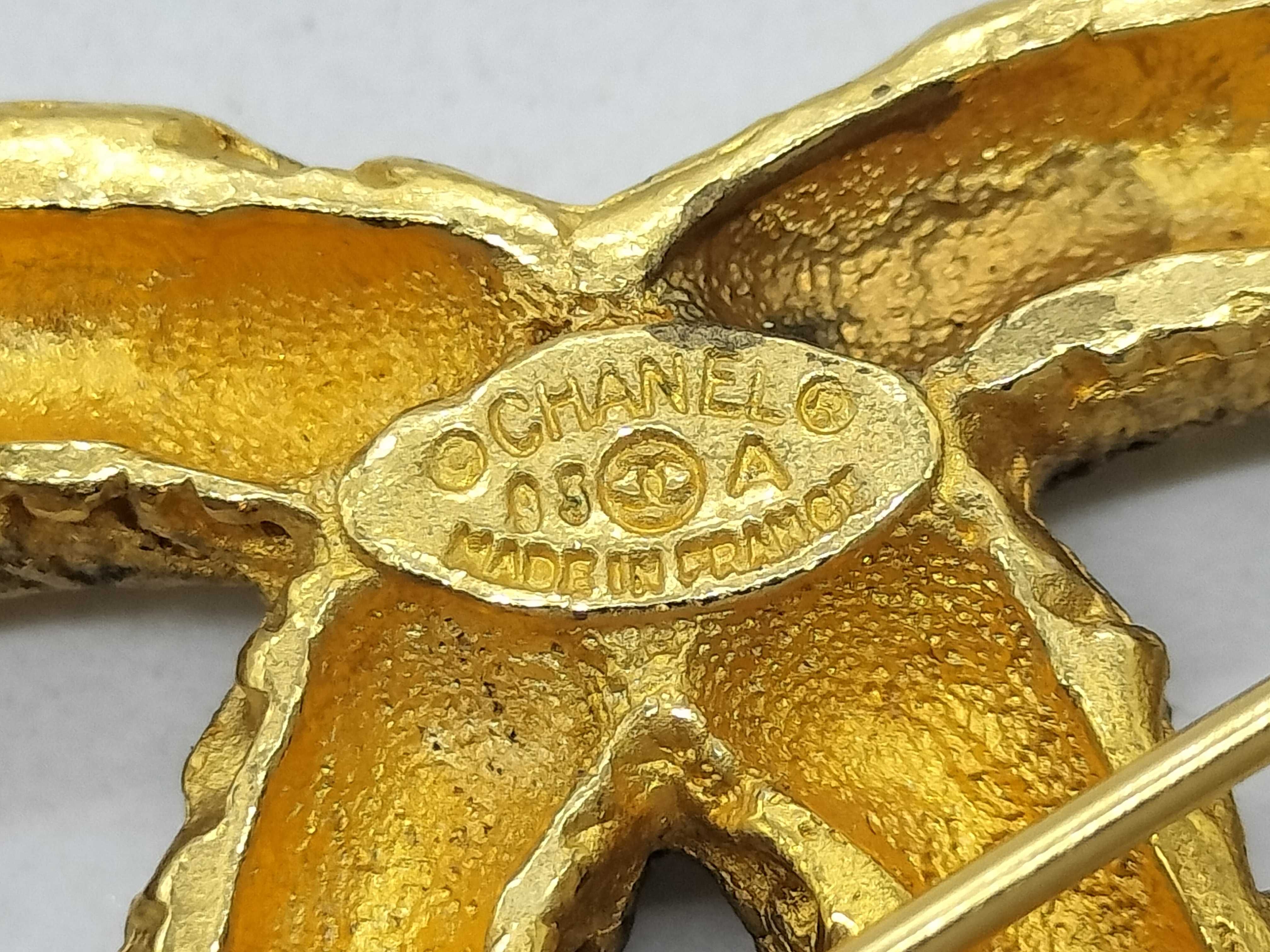 95A Coco Mark Brooch — view 3