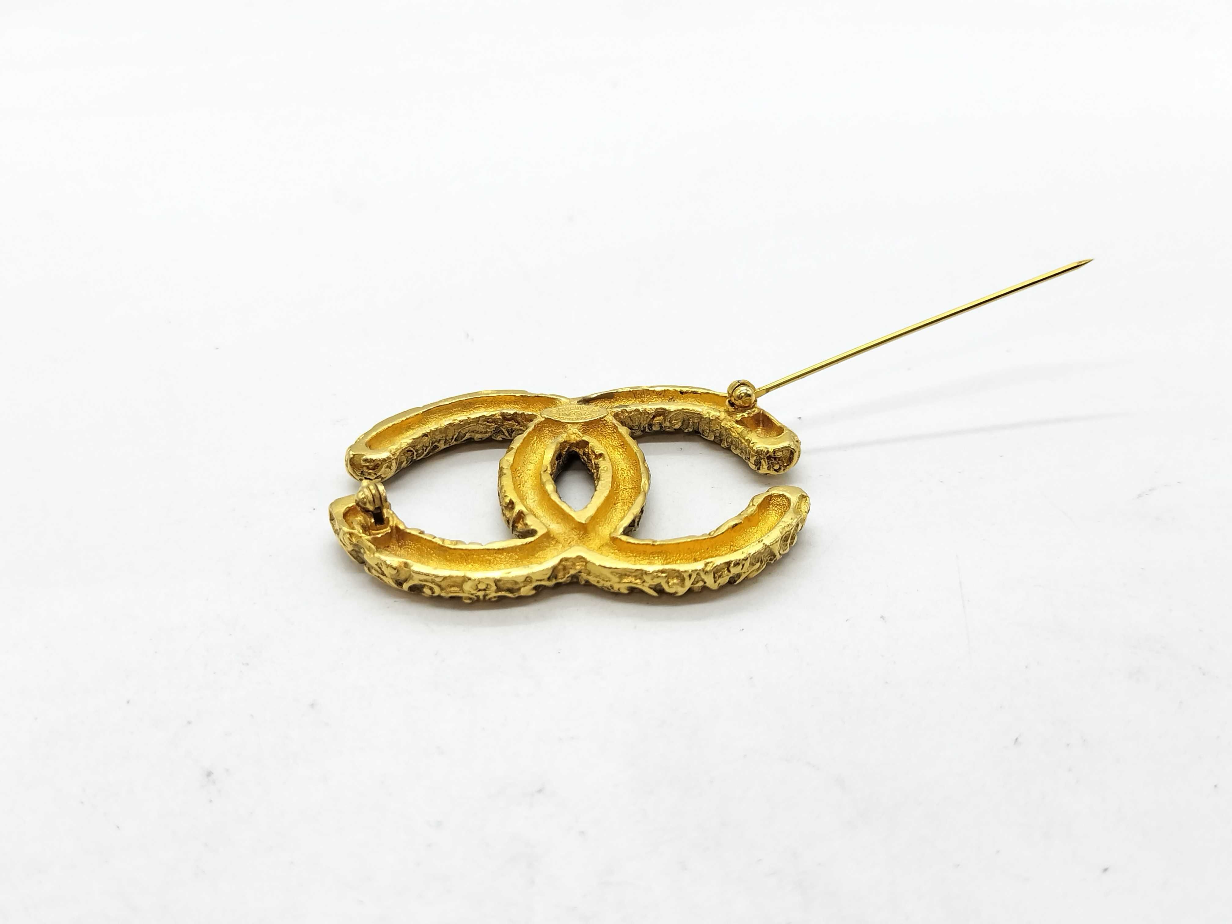 95A Coco Mark Brooch — view 5