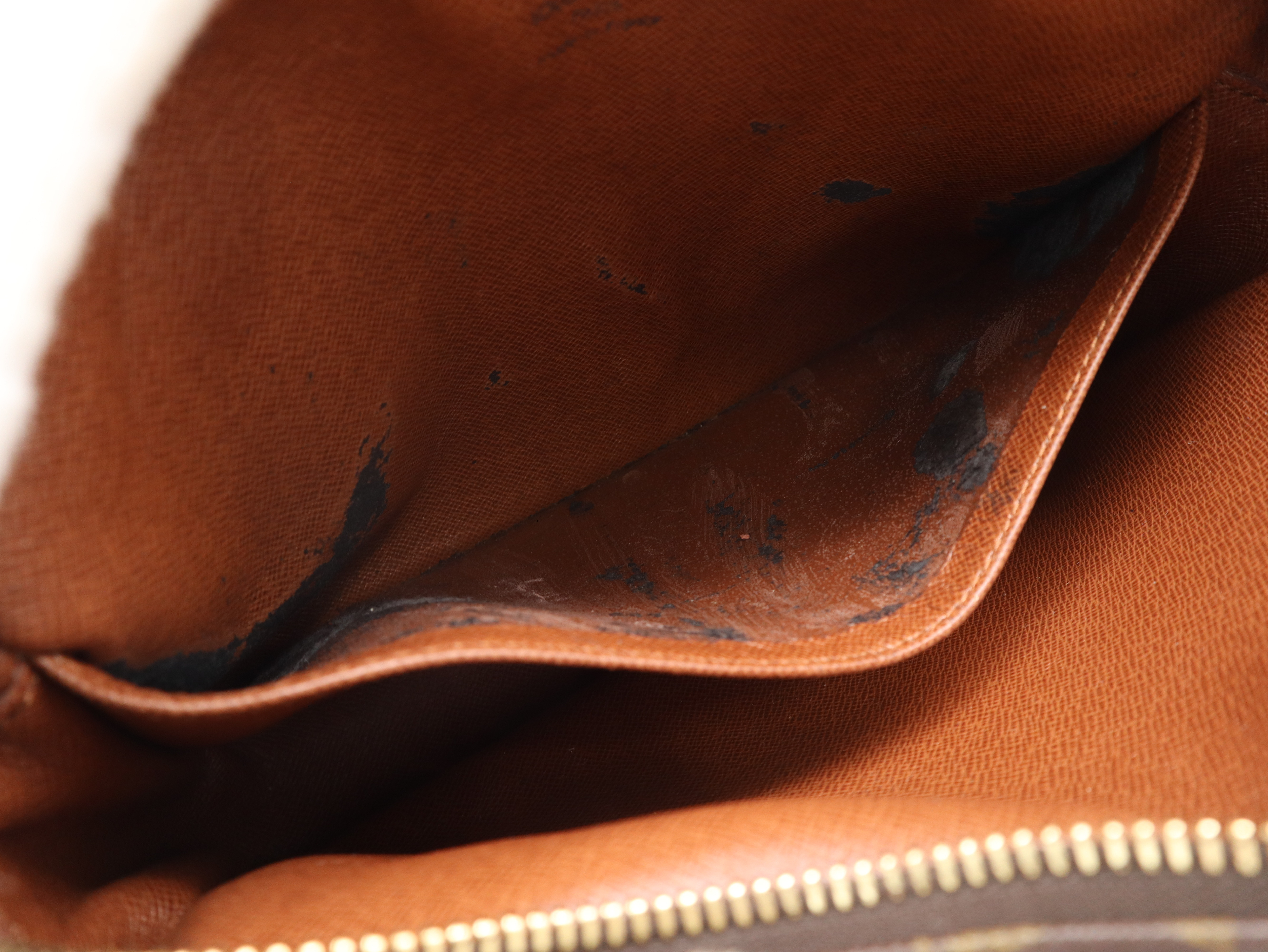M51847 Monogram Compiegne 23 Second Bag — view 8