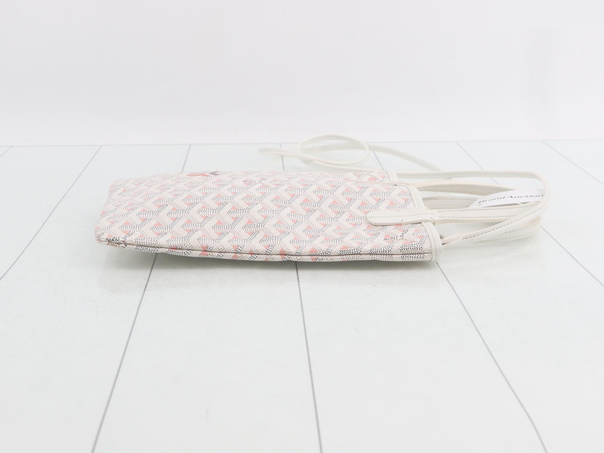 Saint Louis (Bag) - Shoulder Bag — view 3
