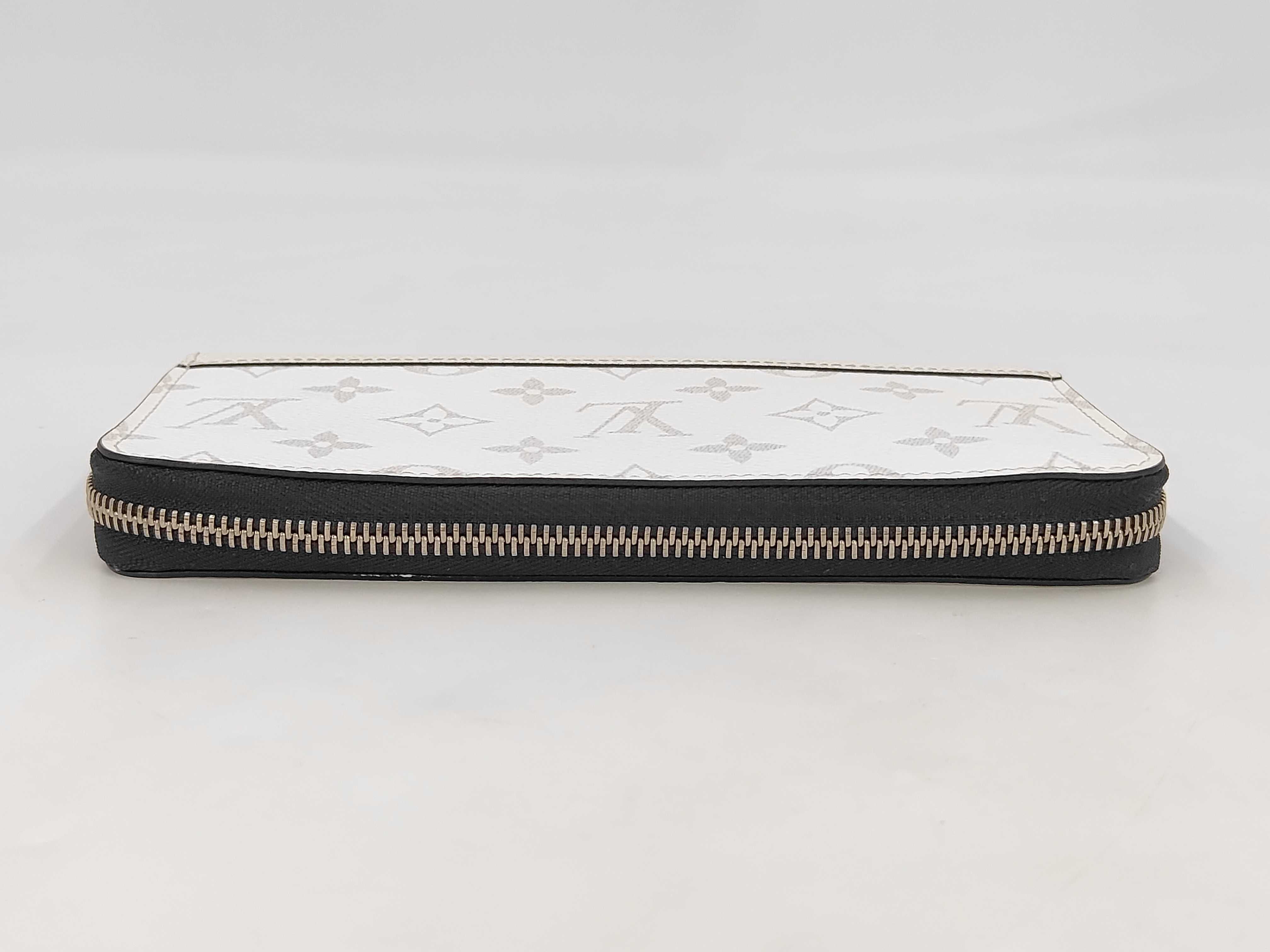 M14127 IC chip wallet — view 5