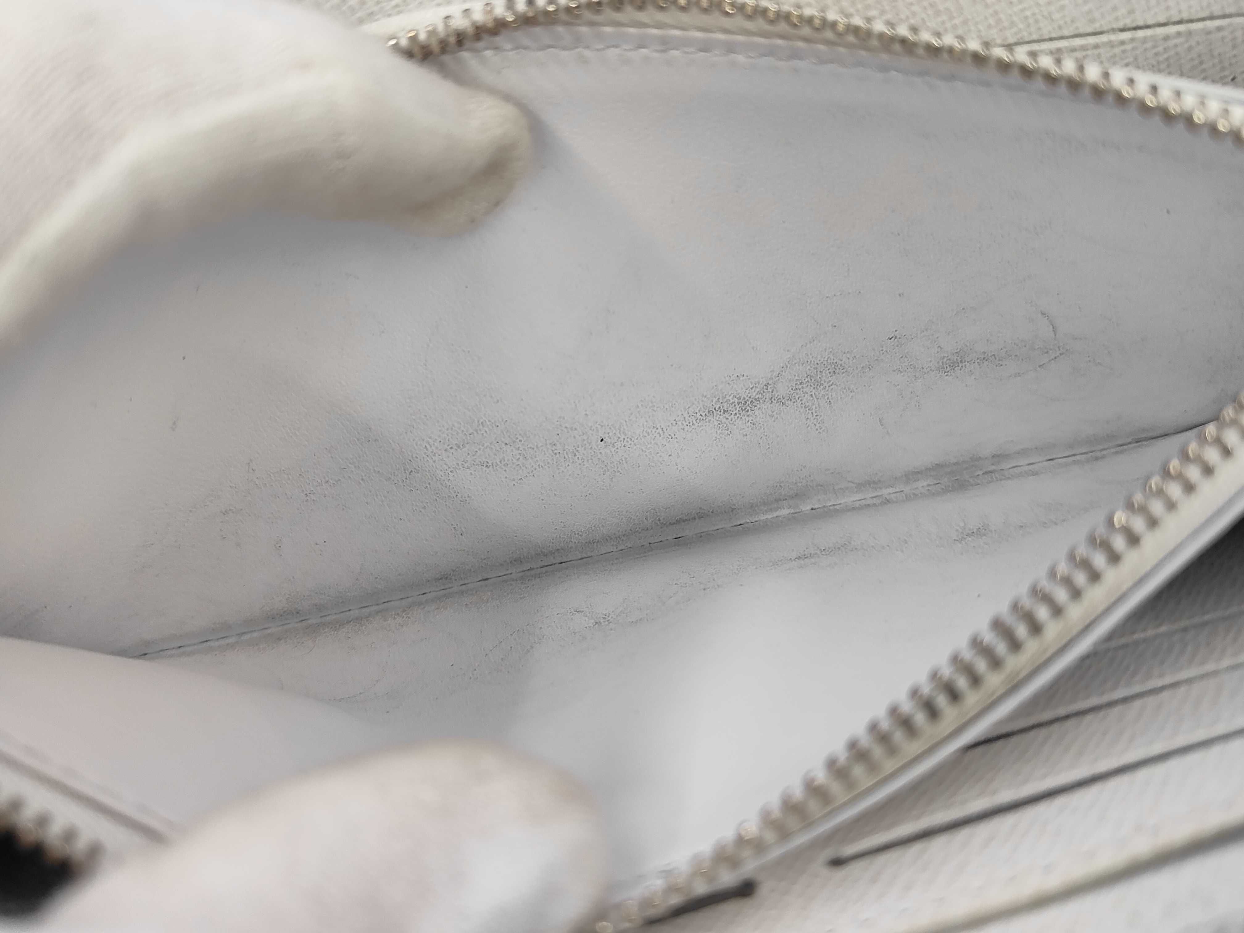 M14127 IC chip wallet — view 8