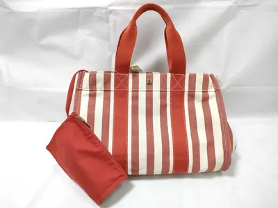 hand tote bag