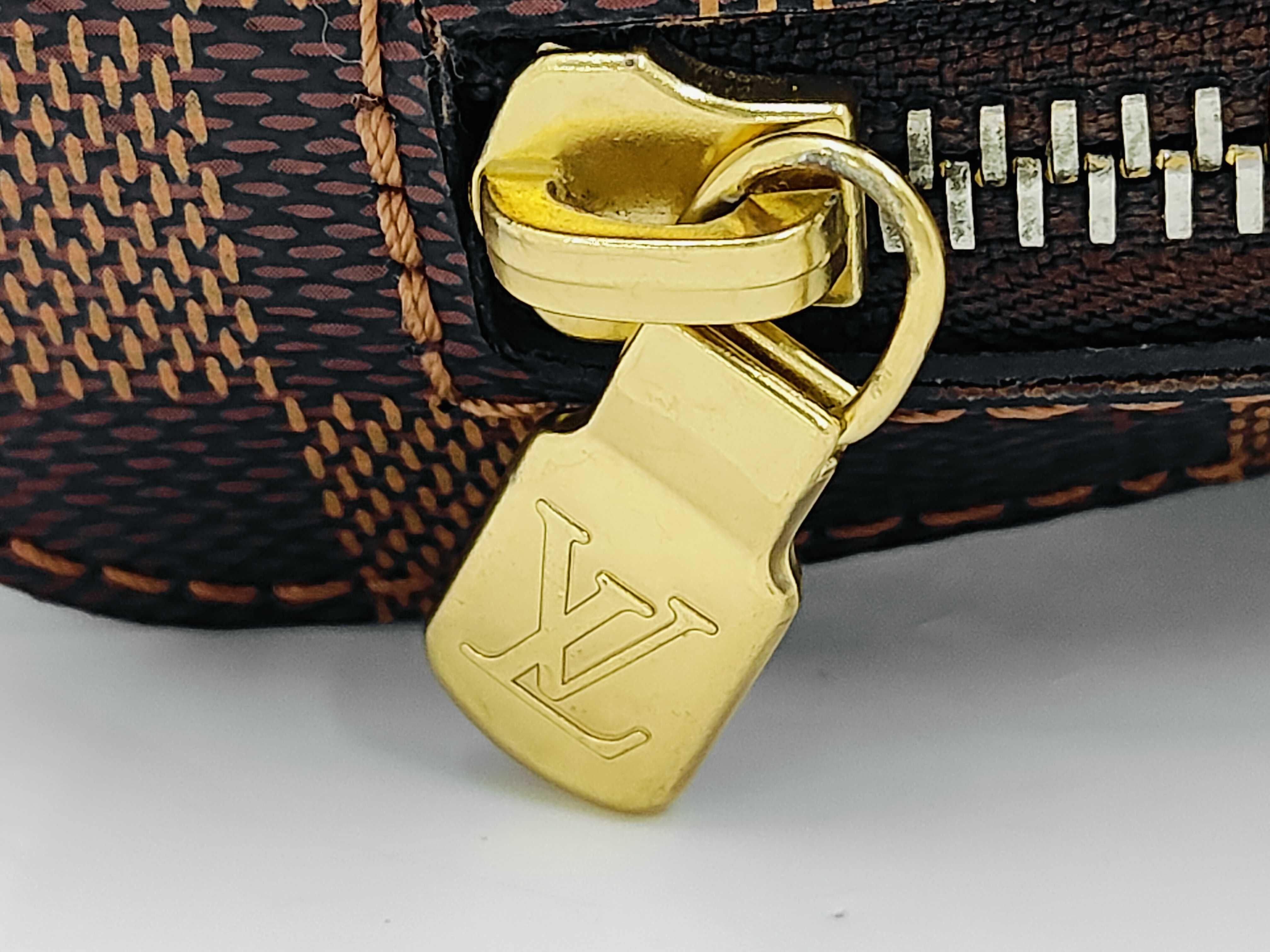Damier Geronimos Shoulder Bag — view 10