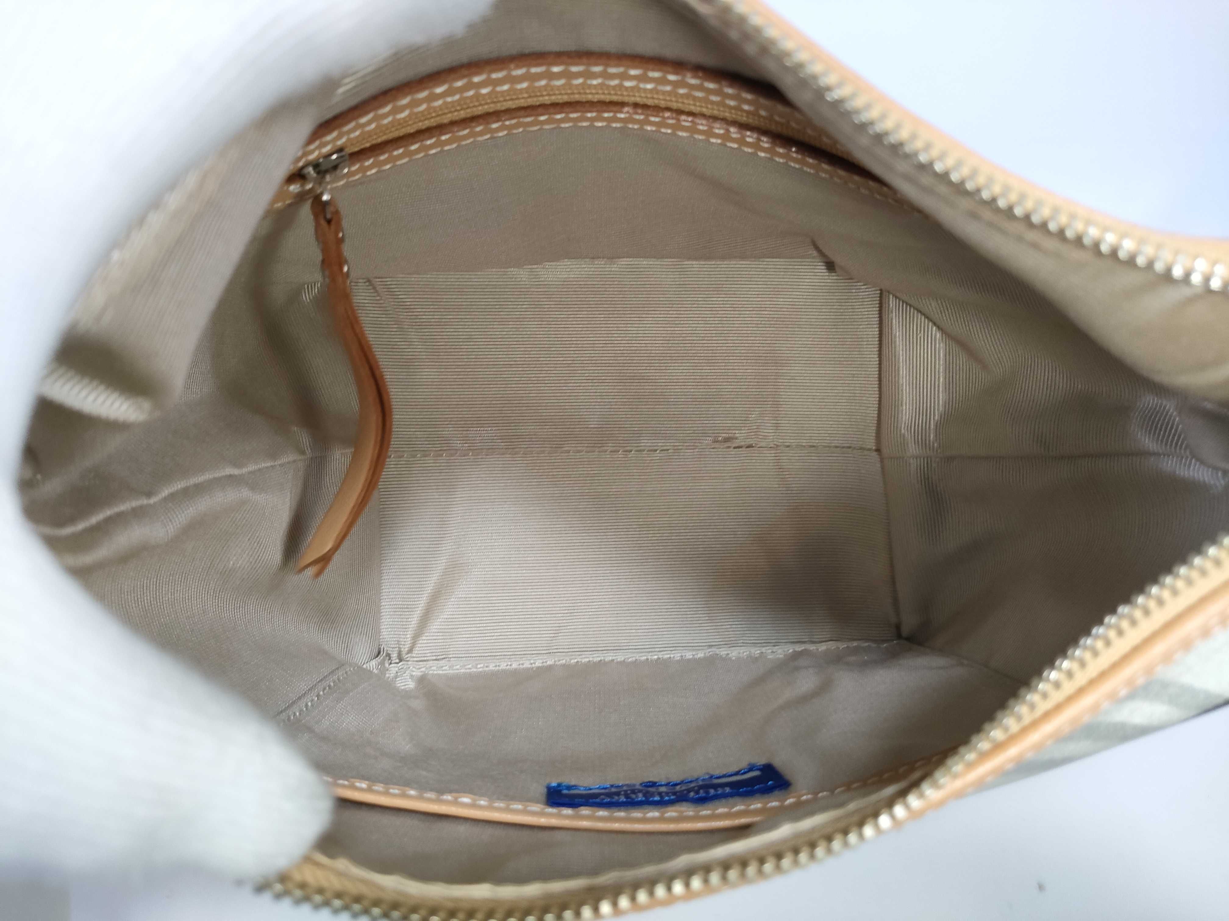 Blue Label Shoulder Bag — view 13
