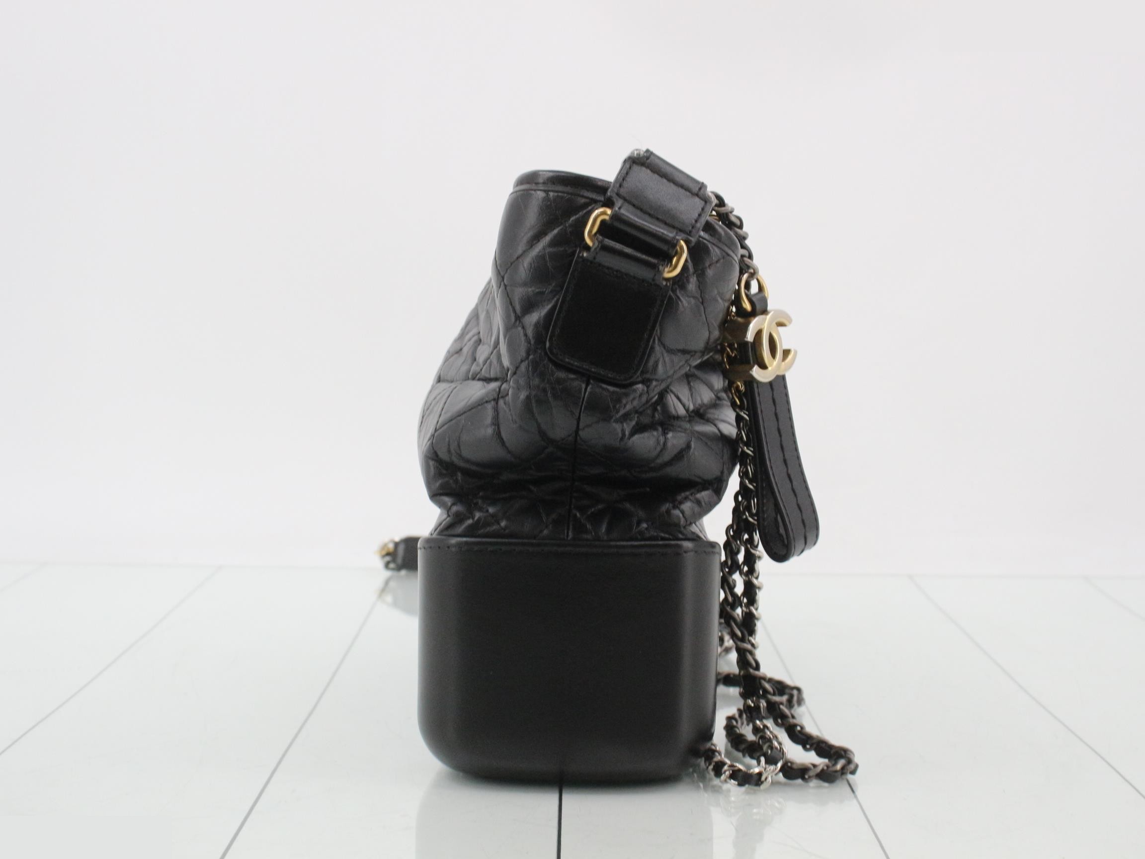 Gabrielle de Chanel Leather Chain Shoulder Bag — view 4