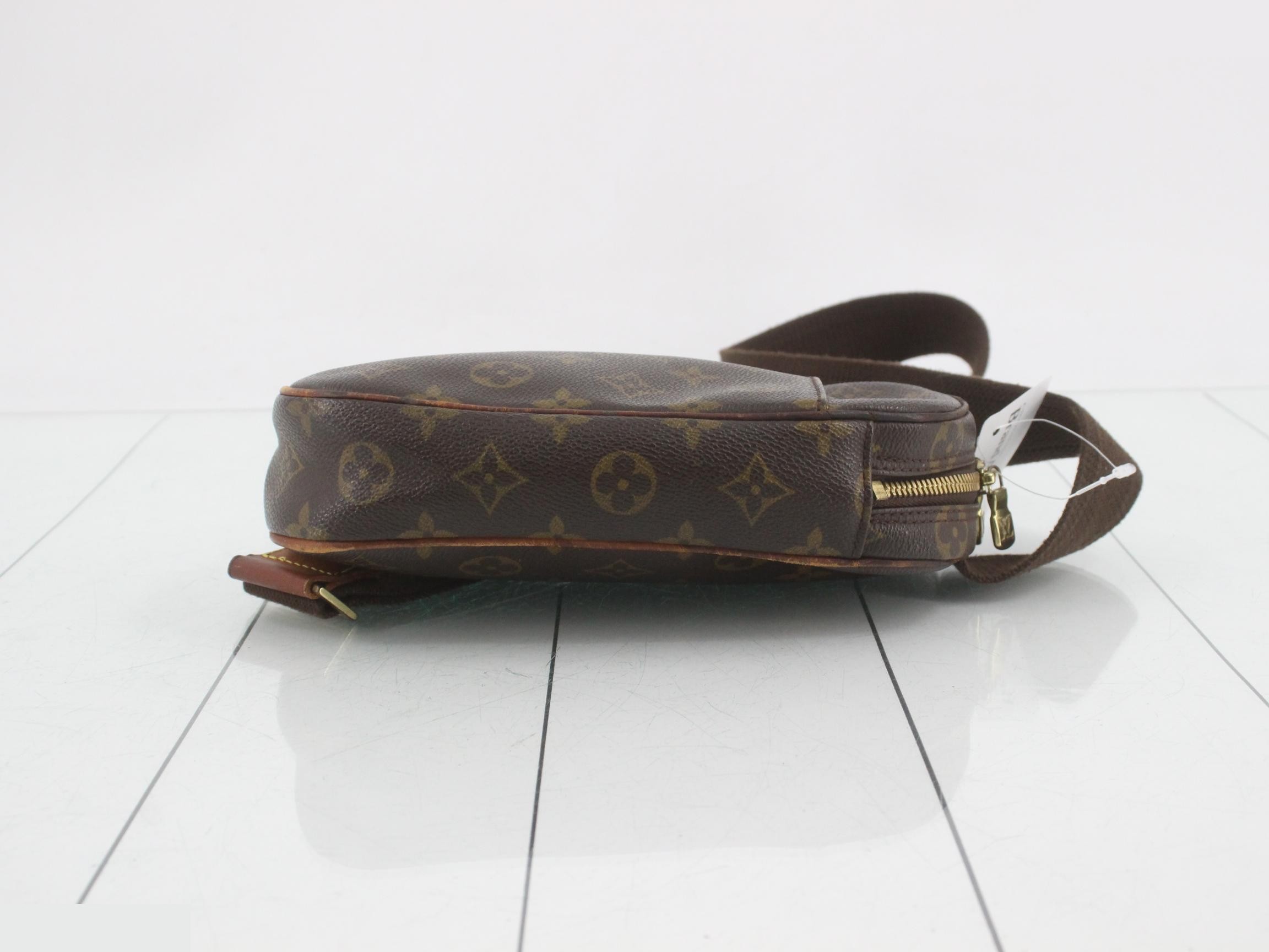 Pochette Gange — view 3