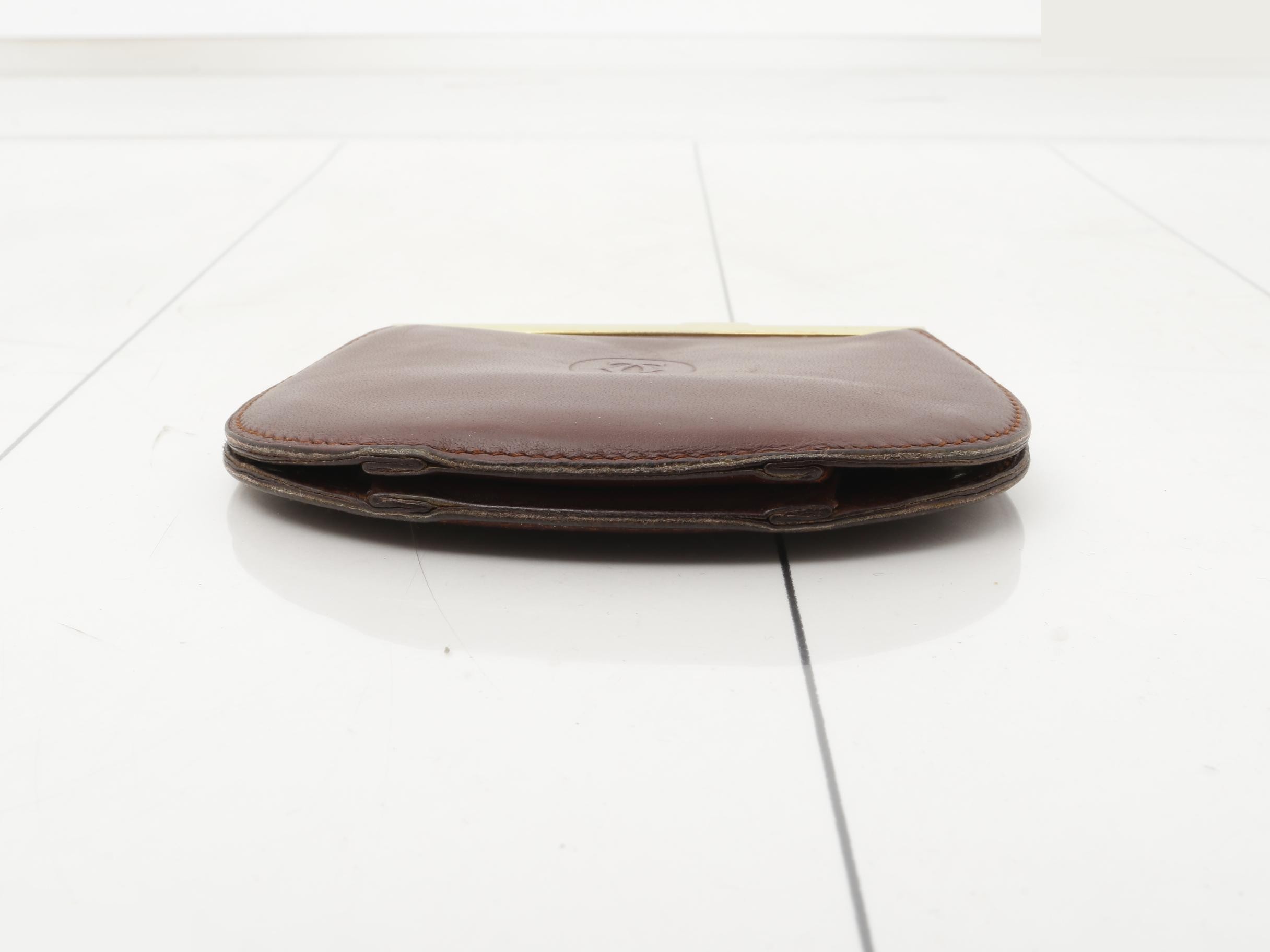 Must coin purse — view 3