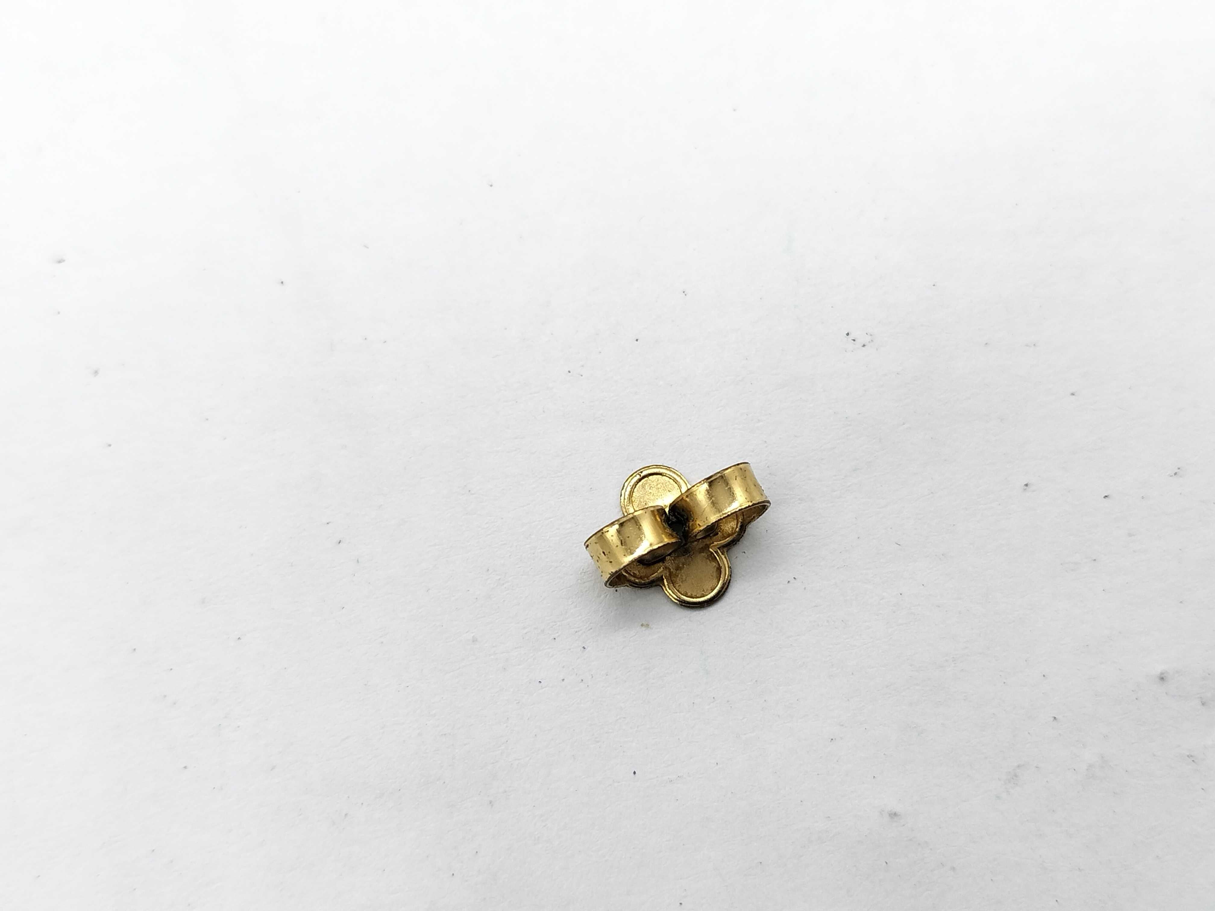 Monogram M00743 LV Iconic Earring (Single Earring) — view 4