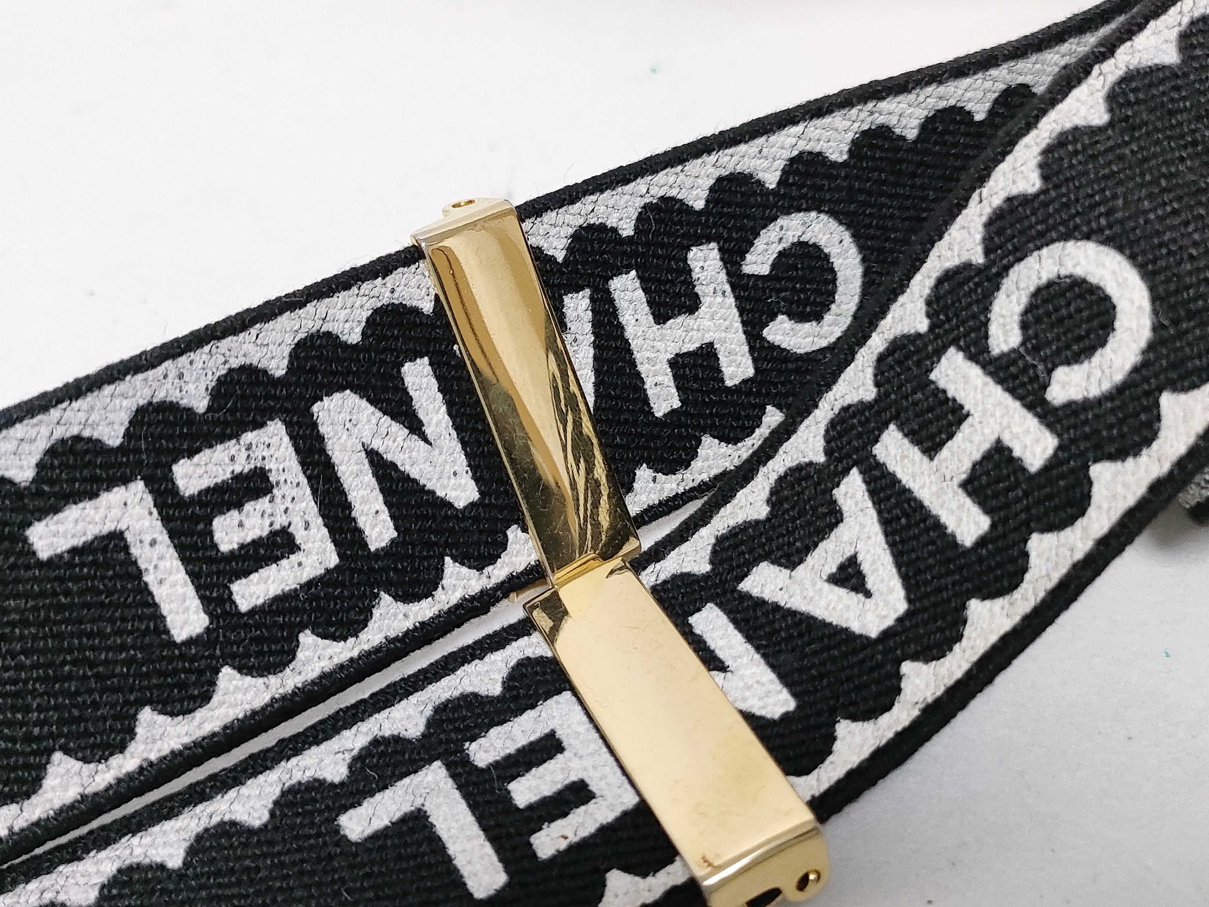 Coco Mark Suspender Belt — view 9
