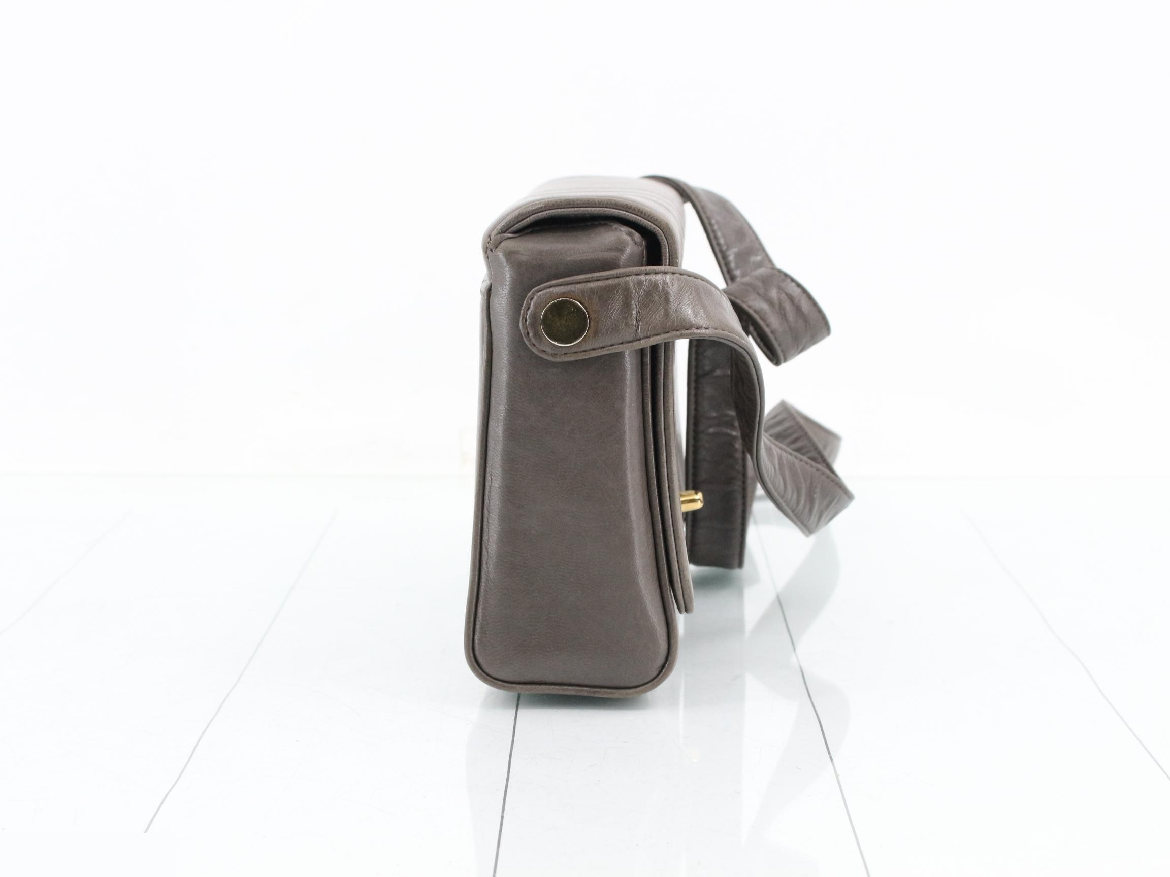 Mademoiselle (Bag) - Shoulder Bag — view 4