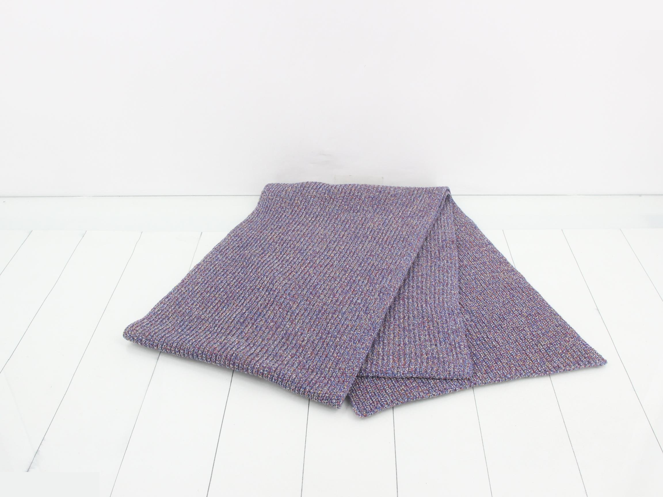 Other lines: Small items, accessories, and scarves — view 3